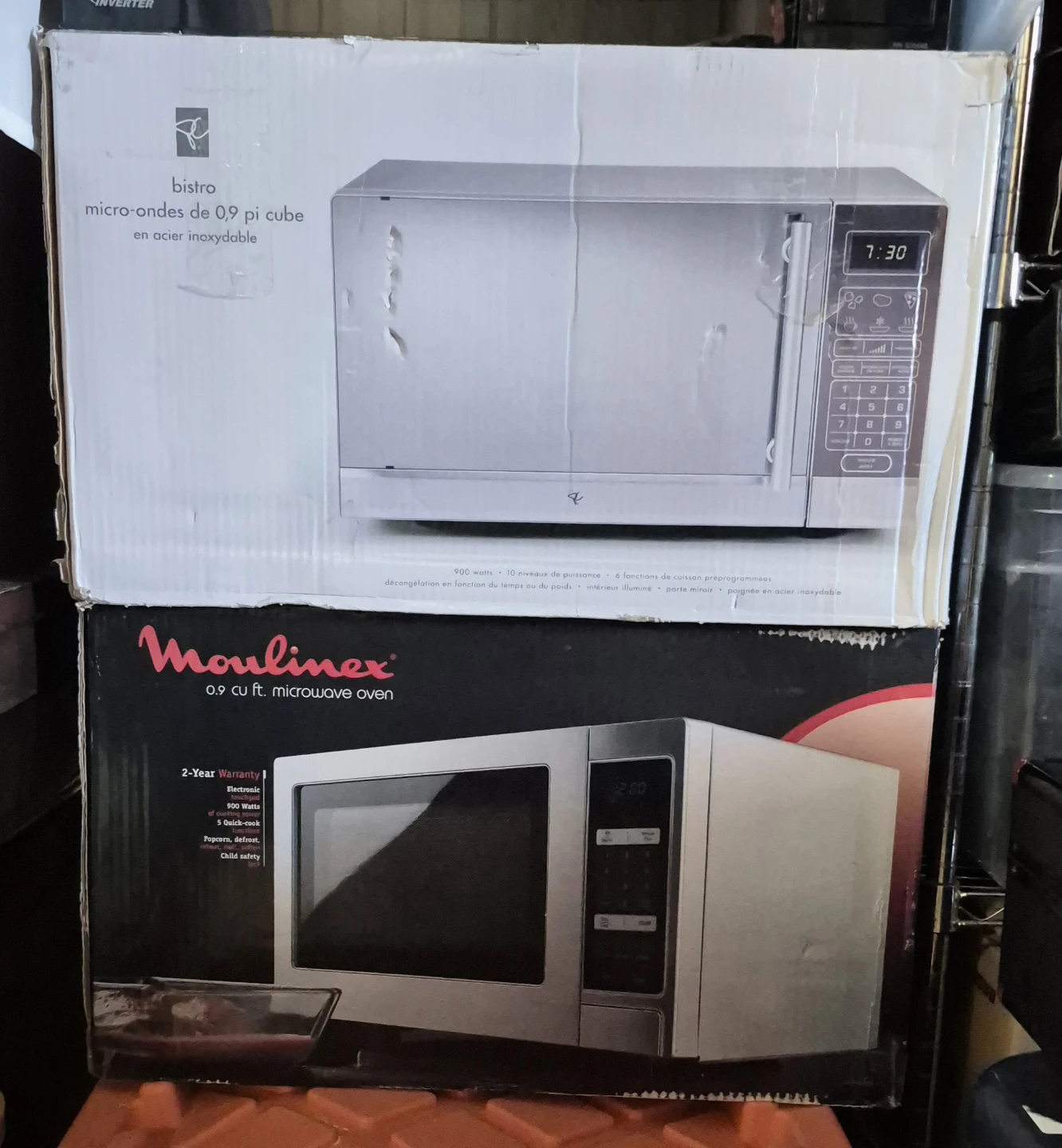 Moulinex and Bistro PC 0.9 cu ft. Microwave Oven