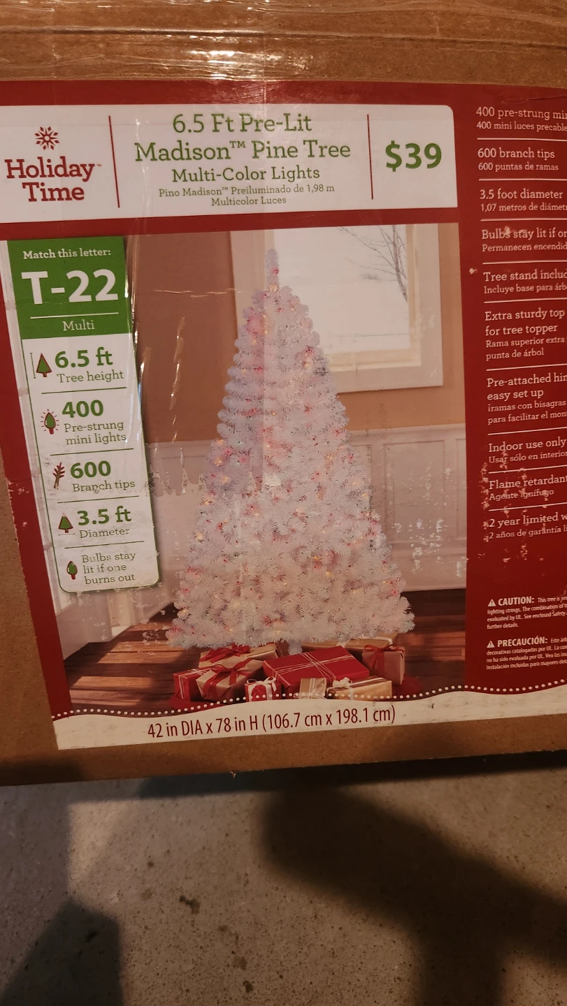 White Christmas tree
