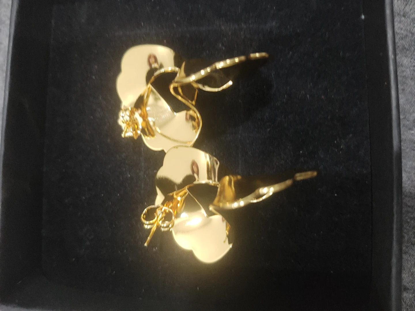 Gold Flower Clip-On Earrings - photo 3