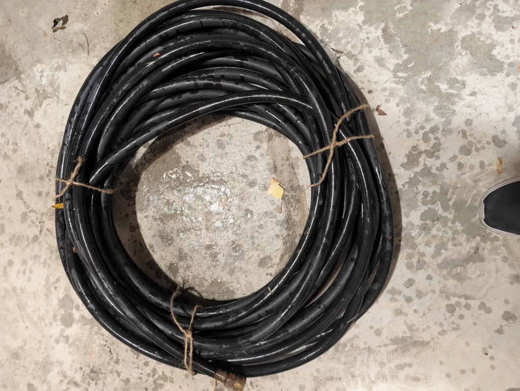 Green and black Garden Hose - photo 2