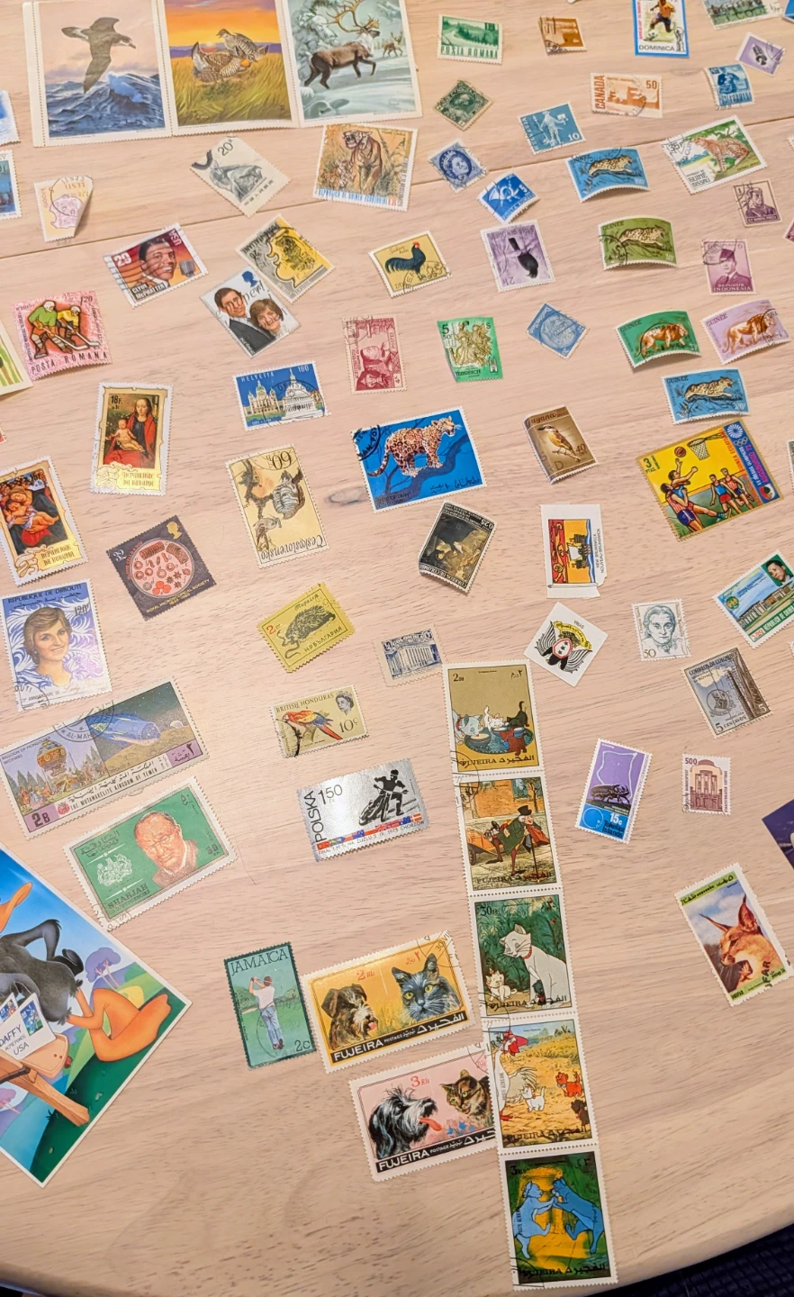 Assorted Vintage Stamp Collection - photo 3