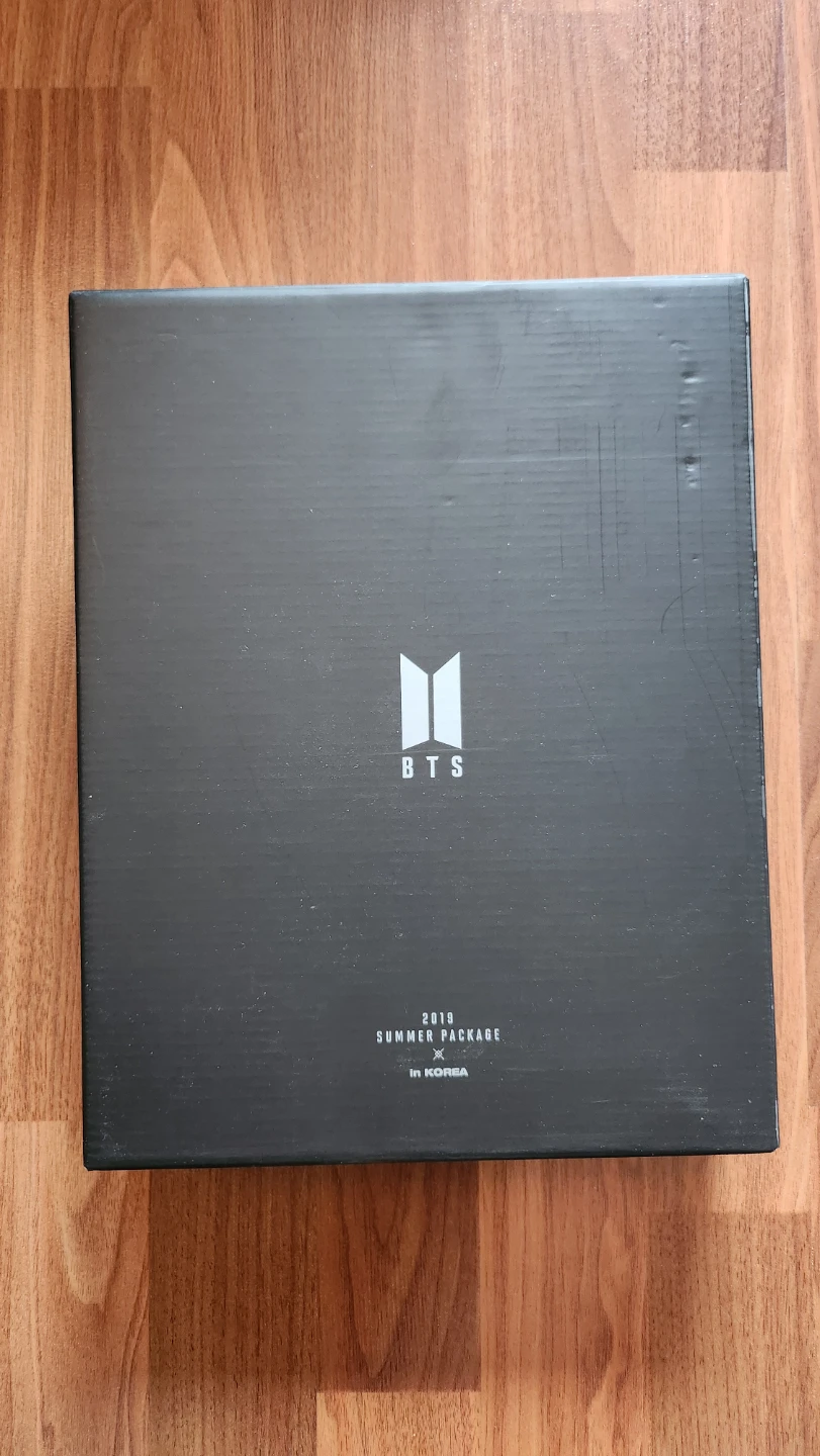 BTS Limited Edition 2019 Summer Package in Korea - photo 3