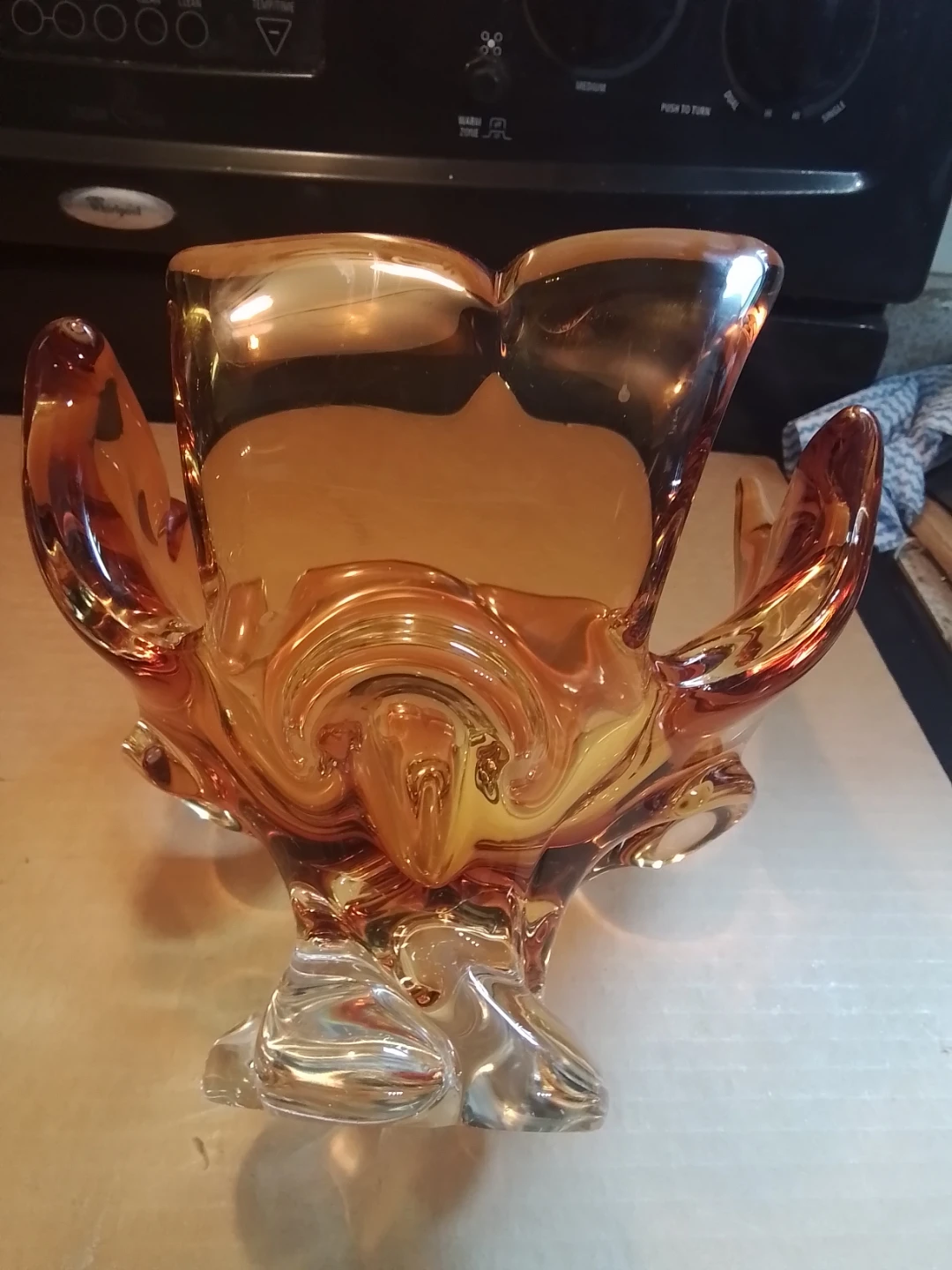 Vintage Chalet Canada Art Glass Splash Bowl 8x8" - photo 4