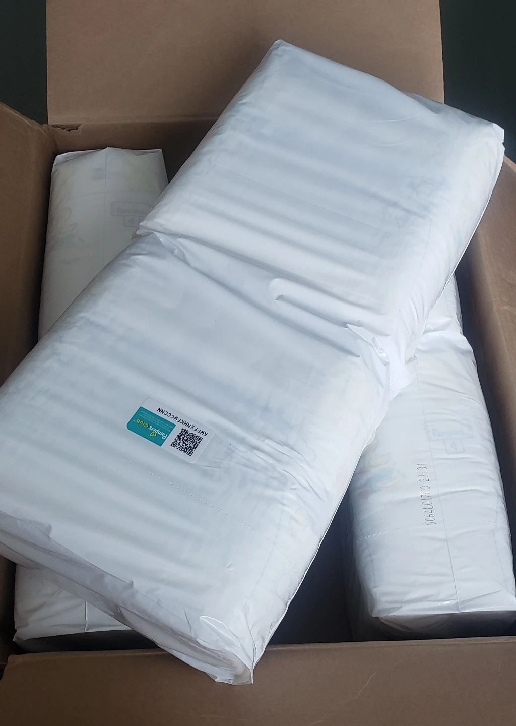 Pampers Swaddlers Diapers Size 4 - photo 3