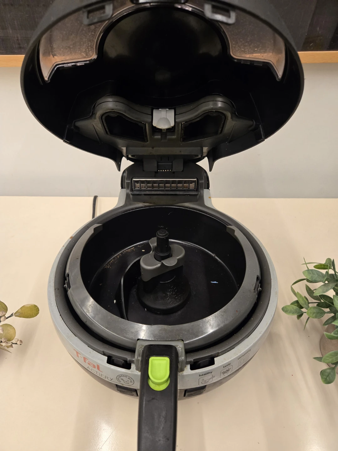 T-fal Round Airfryer - photo 2