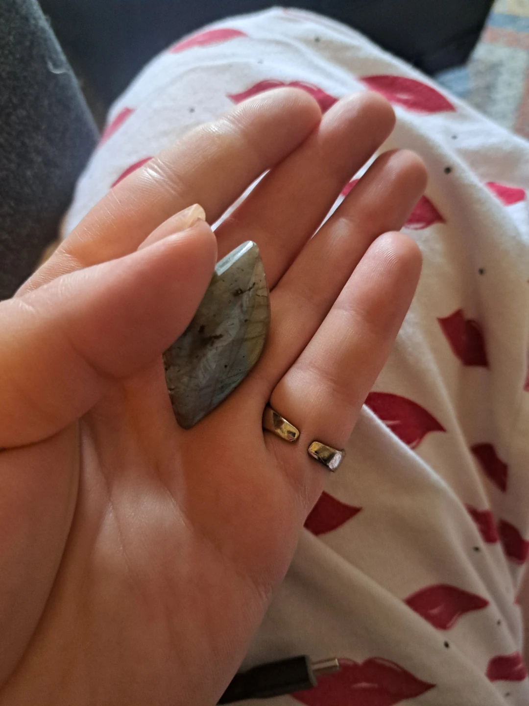 Labradorite Gemstone Pendant - photo 2