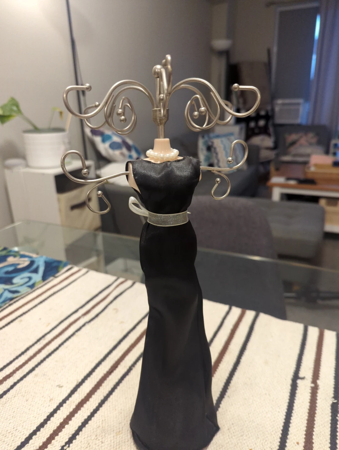 Black Dress Jewelry Holder with Pearl Necklace