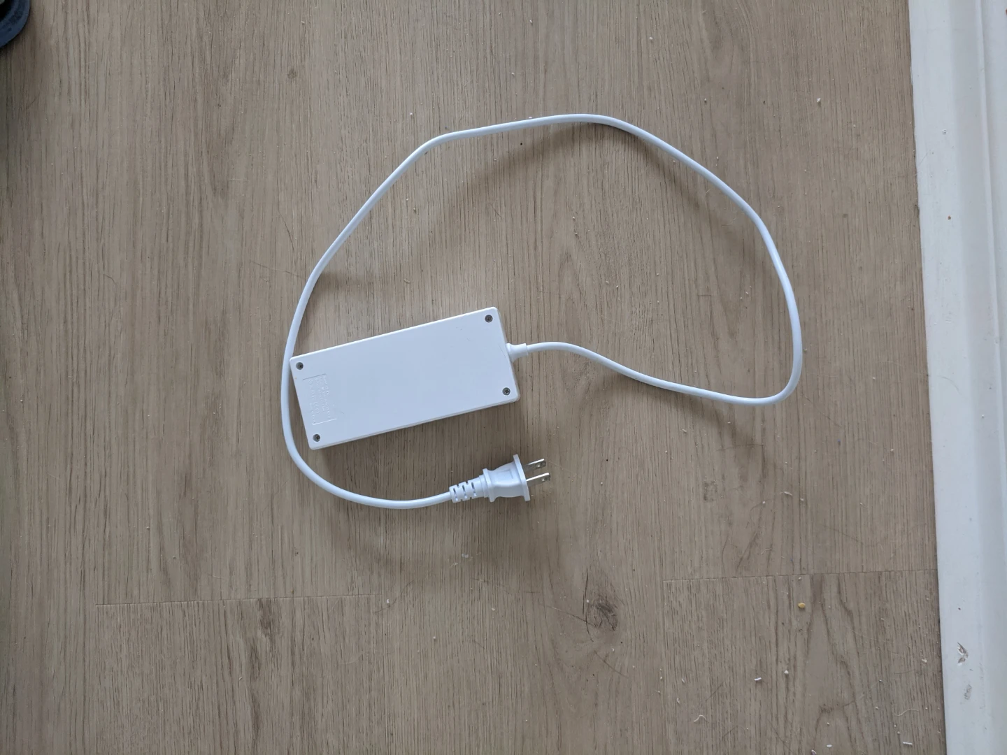 White 10-Port USB Charging Station - photo 3