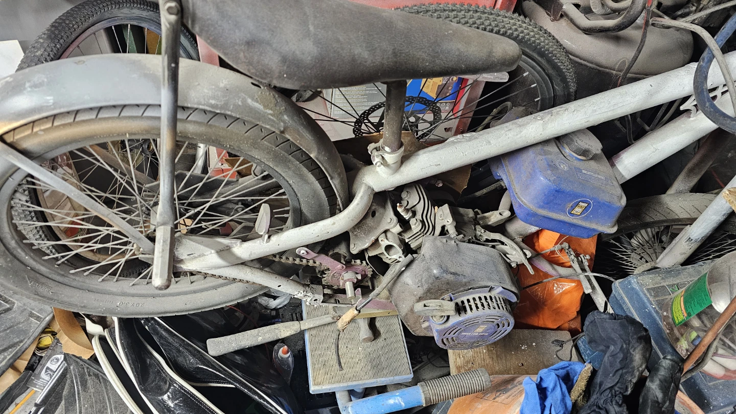 Low rider mini project Bike with Engine - photo 4
