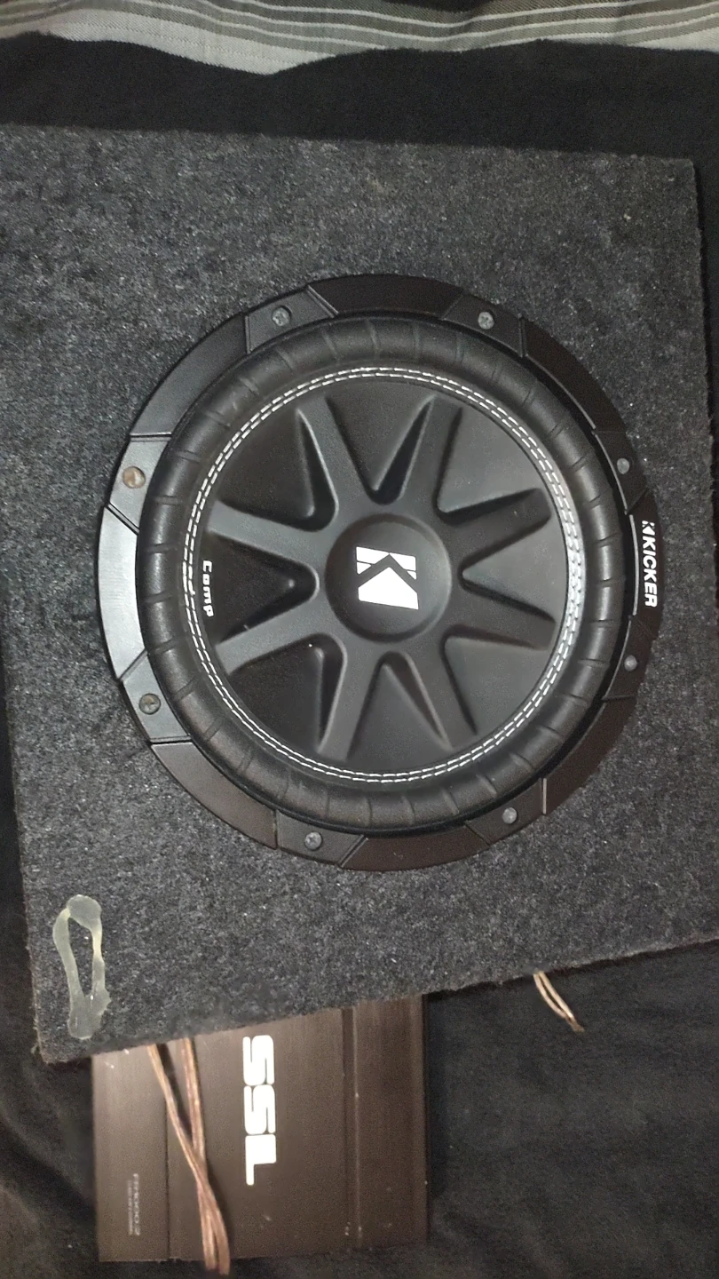 Kicker Subwoofer and SSL Amplifier - photo 2