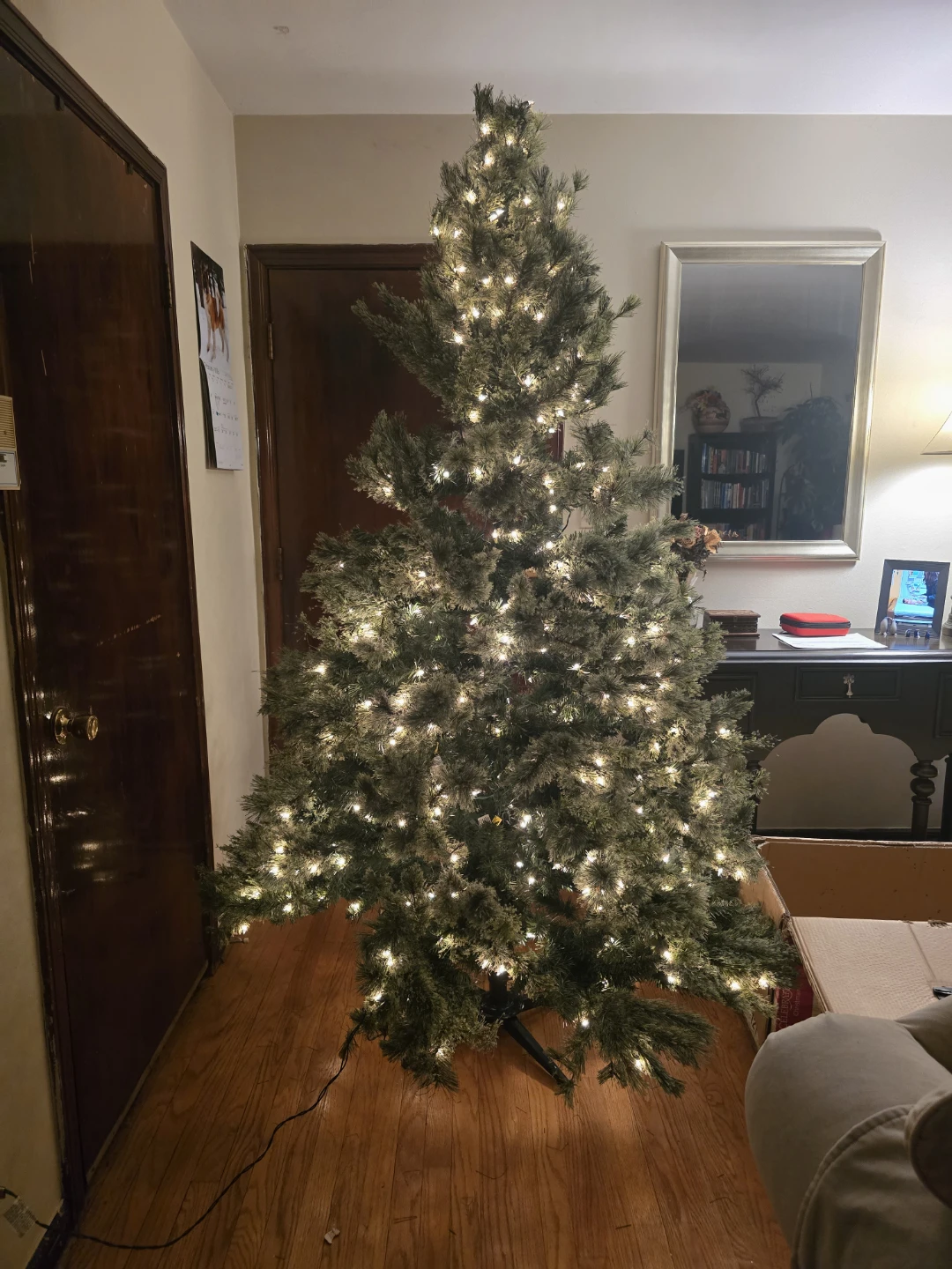 "Jasper" Pre-Lit Cashmere xmas Tree - 7.5 ft - photo 2