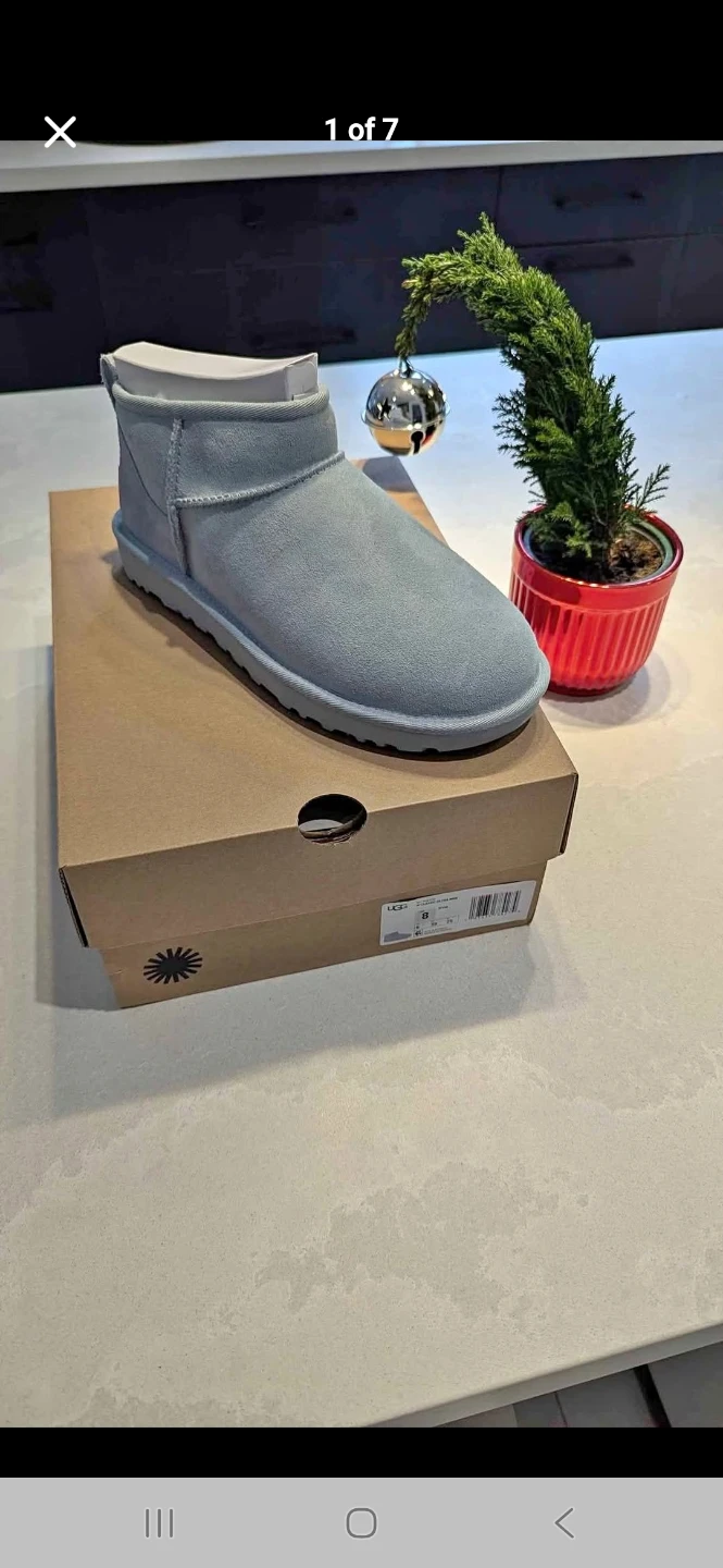 UGG W/1116109 W Classic Ultra Mini Boots Size 8