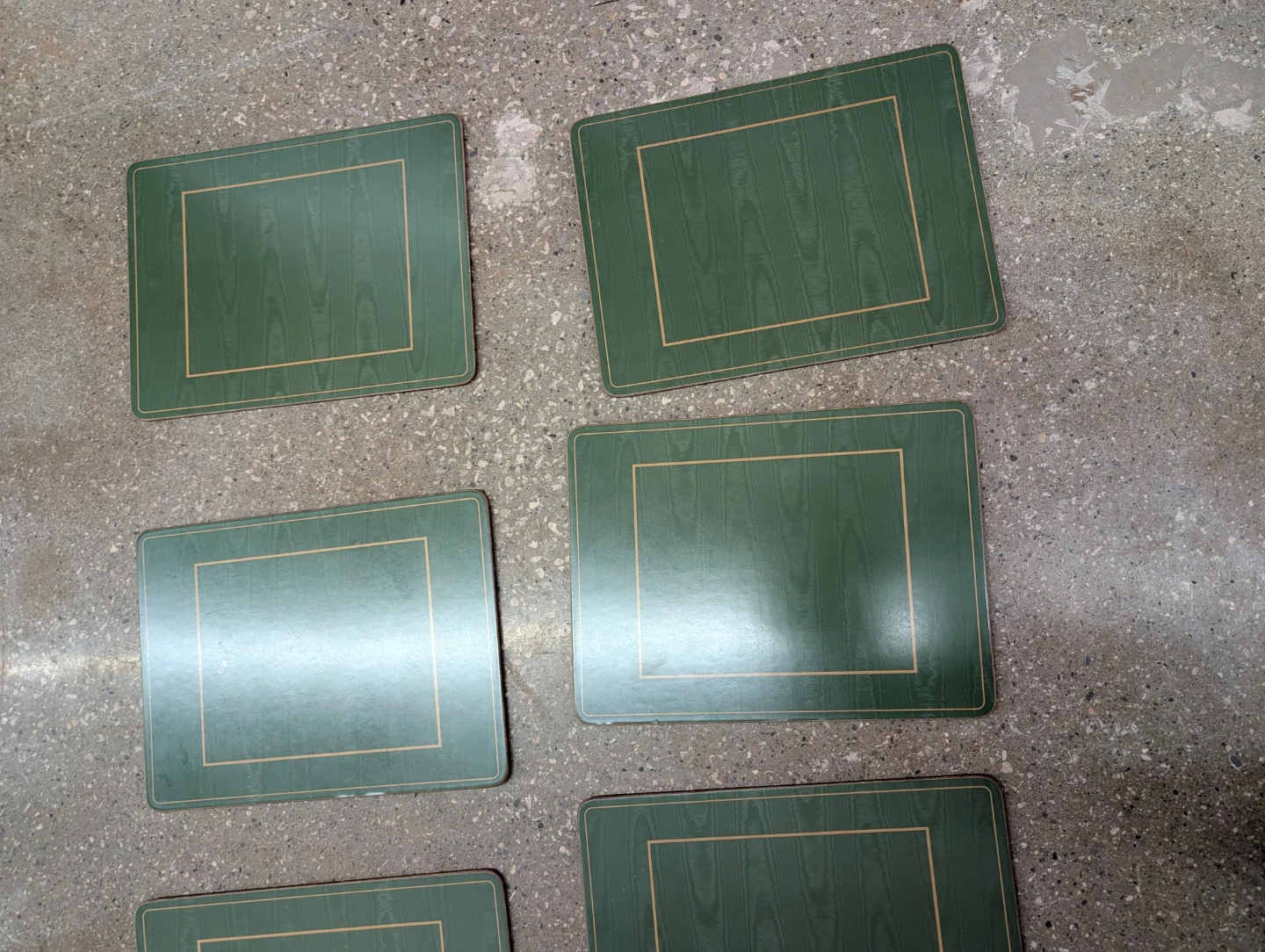 Set of 8 Green Placemats