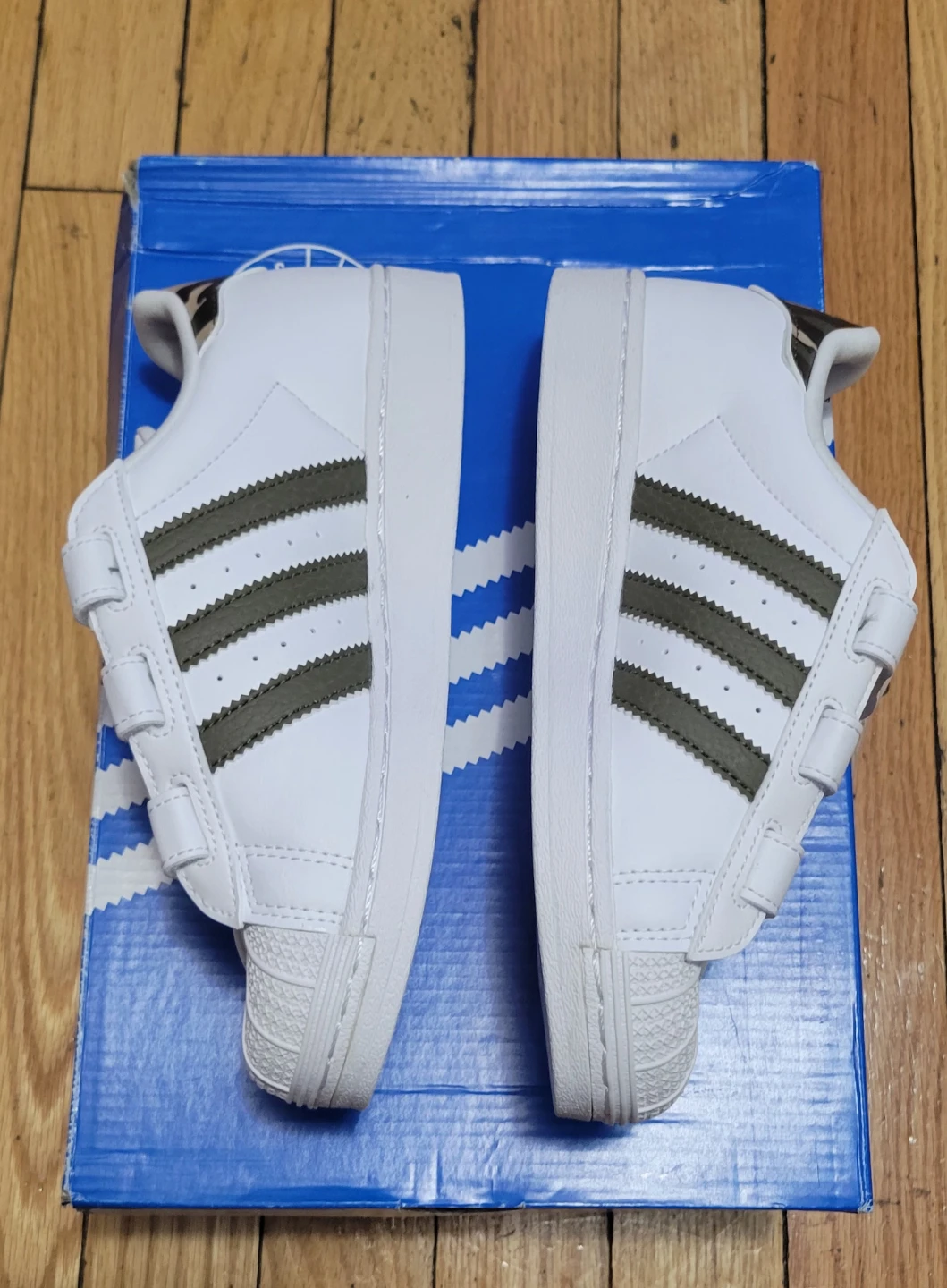 Adidas Superstar CF C Kids Shoes White Green Size 2 - photo 4