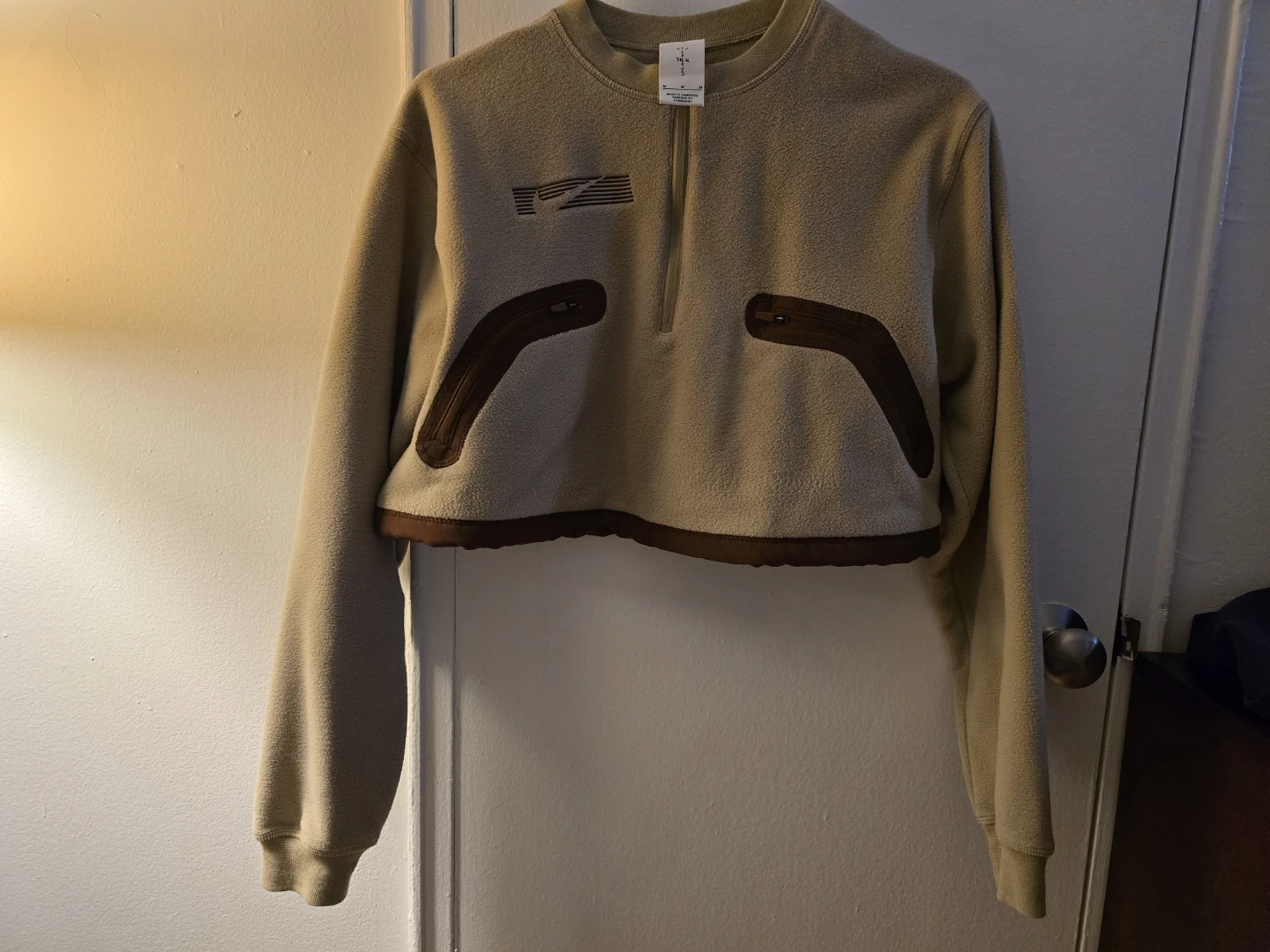 Nike Travis Scott x Jordan "Cactus Jack" Fleece Crop Top Size M