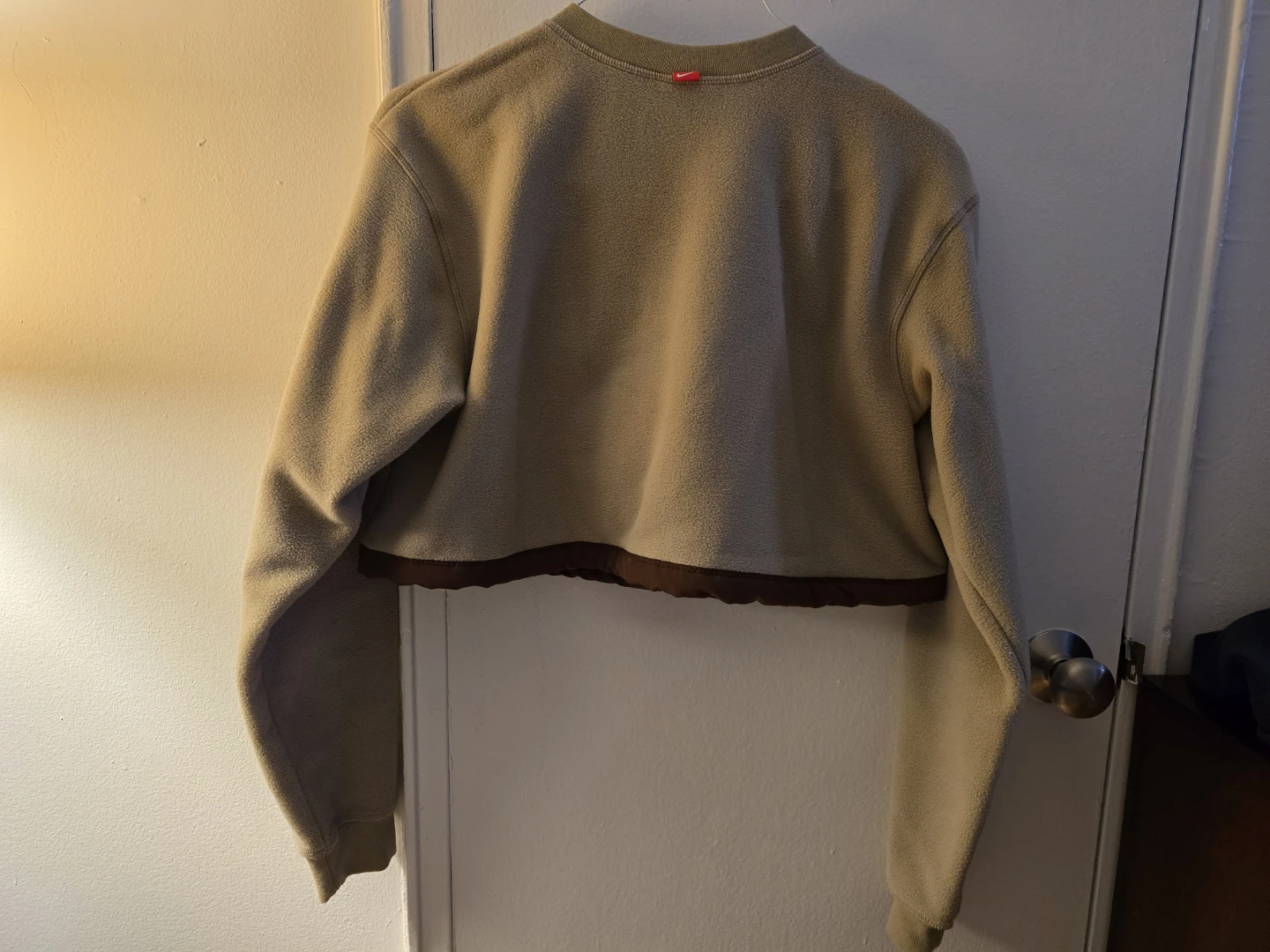 Nike Travis Scott x Jordan "Cactus Jack" Fleece Crop Top Size M - photo 3