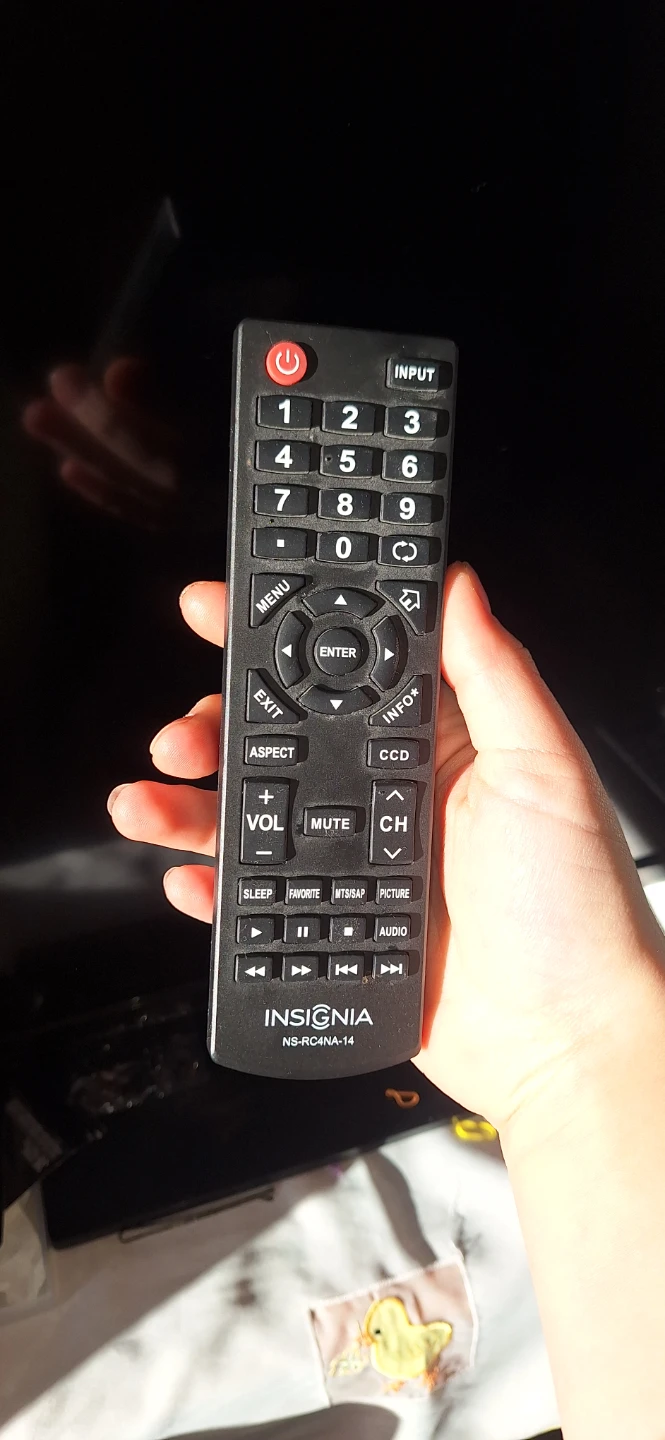 Insignia NS-RC4NA-14 TV Remote - photo 4