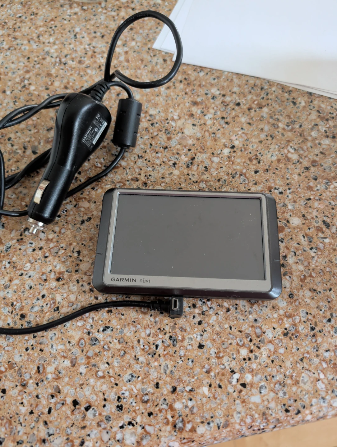 Garmin nüvi GPS with Car Charger