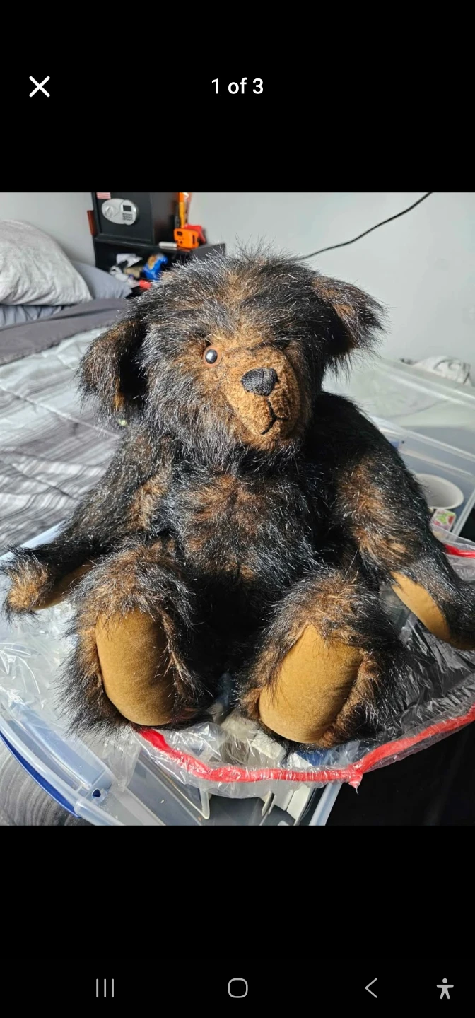 Mohair Vintage bear with poseable arms and leg with music box