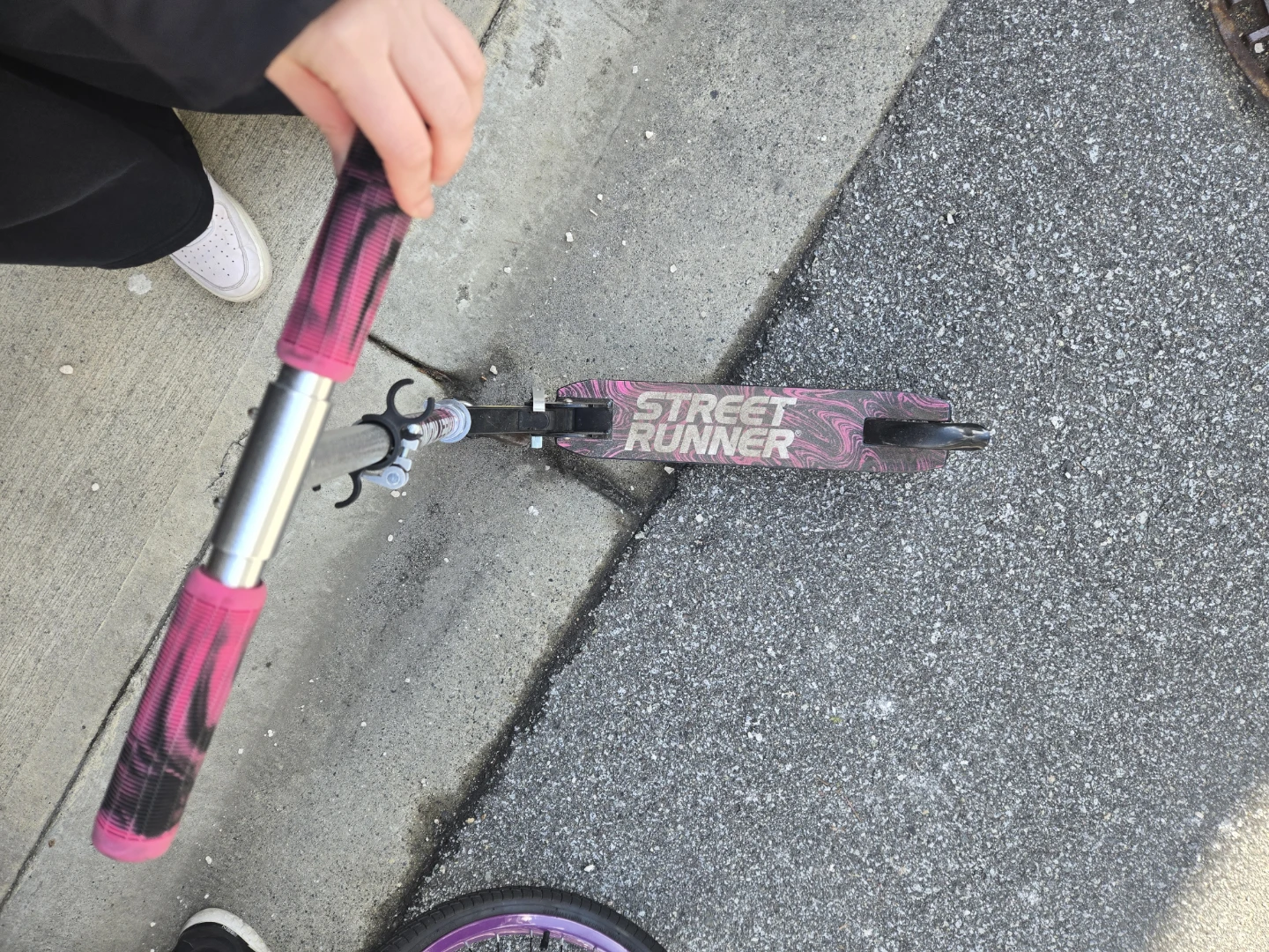 Black and Pink Kids Scooter - photo 2