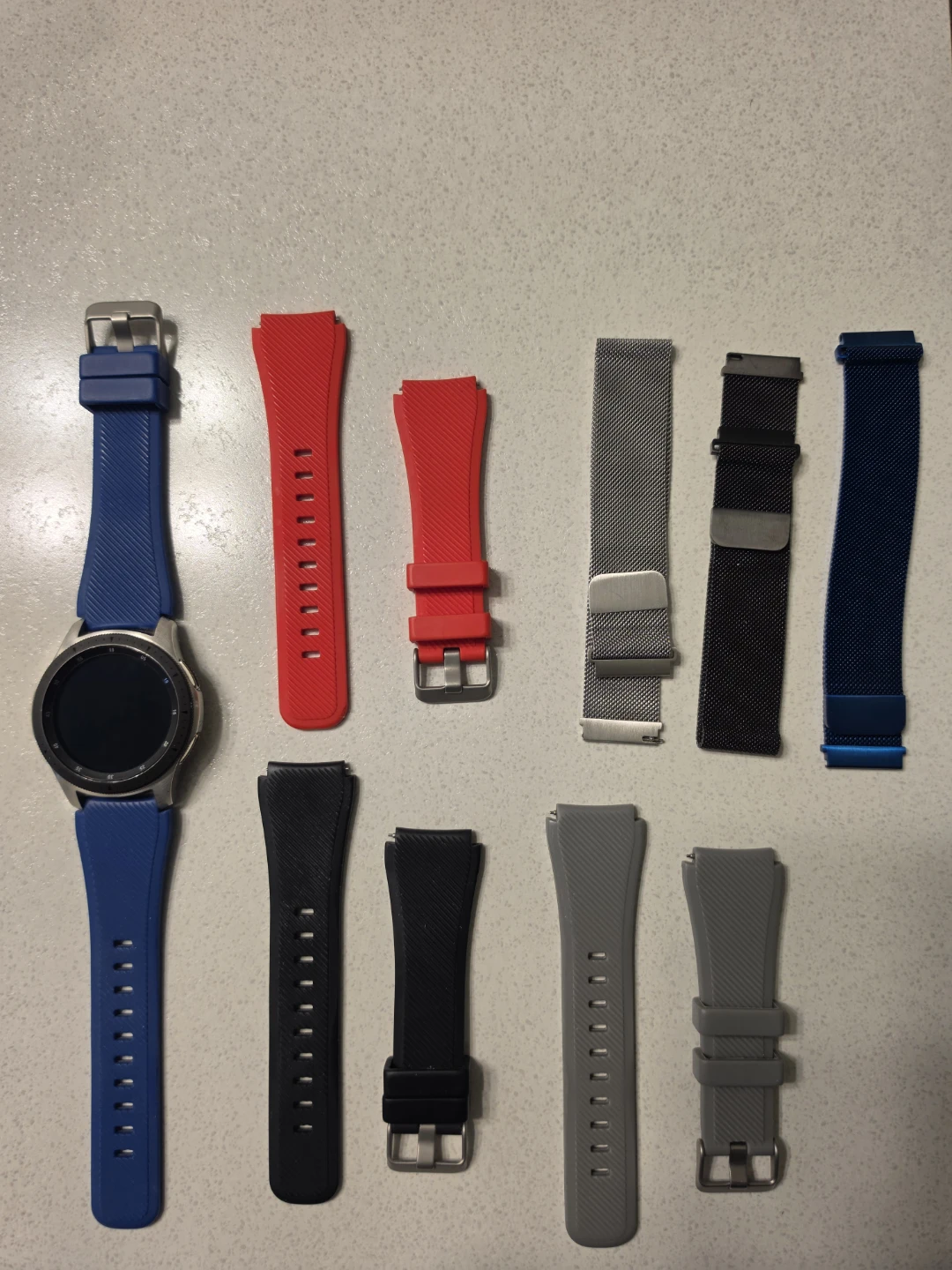 Samsung Galaxy DA6A Smartwatch with Multiple Bands