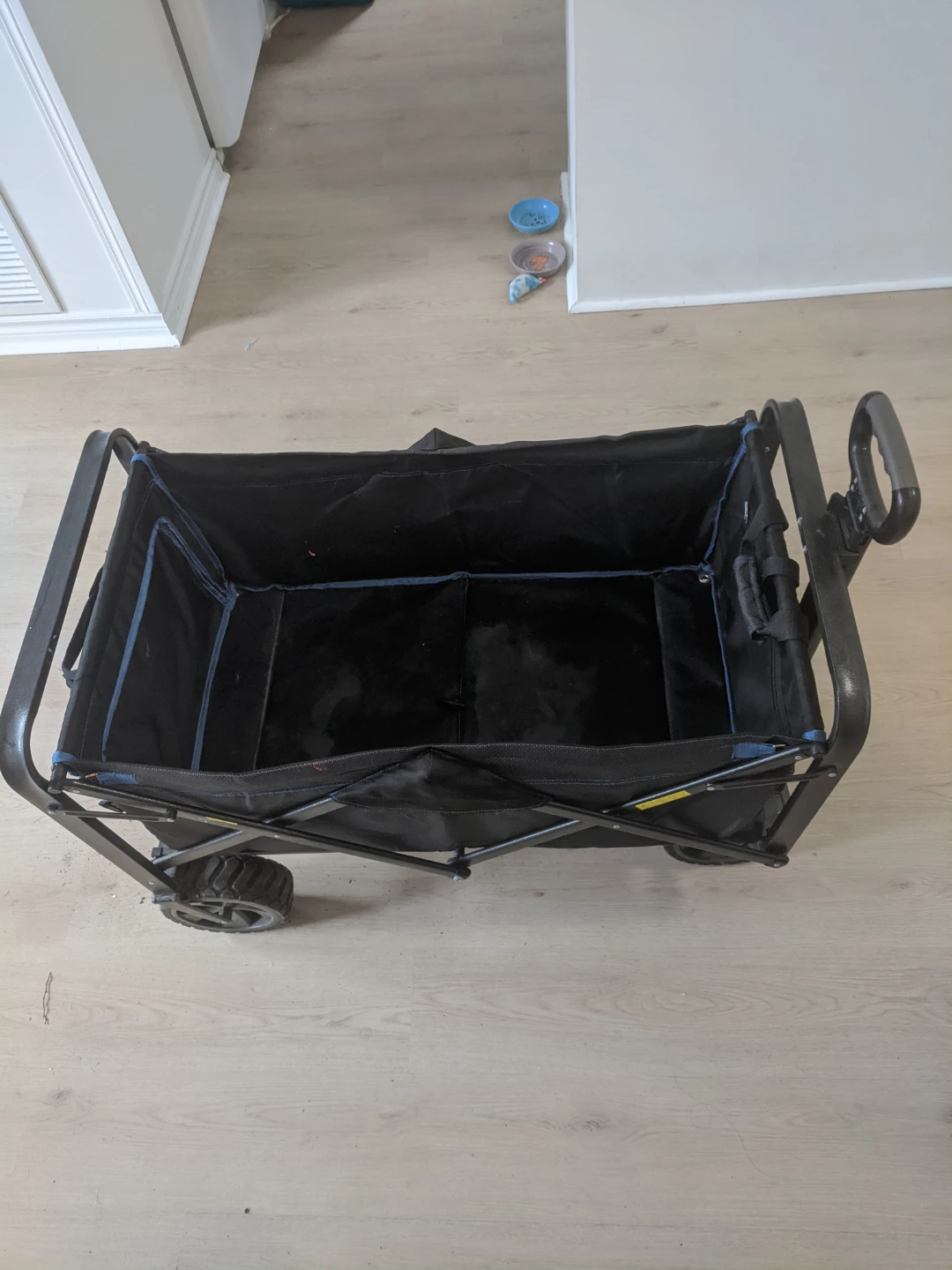 Folding Wagon with Handle