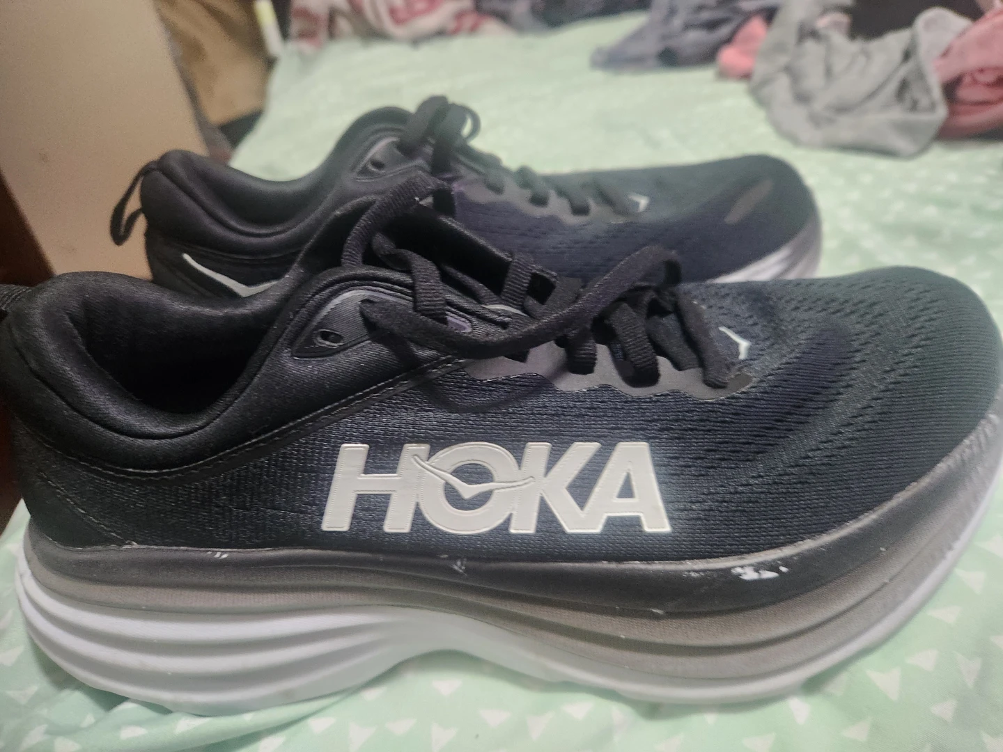 Hoka Bondi 8 Running Shoes. Size 7.5