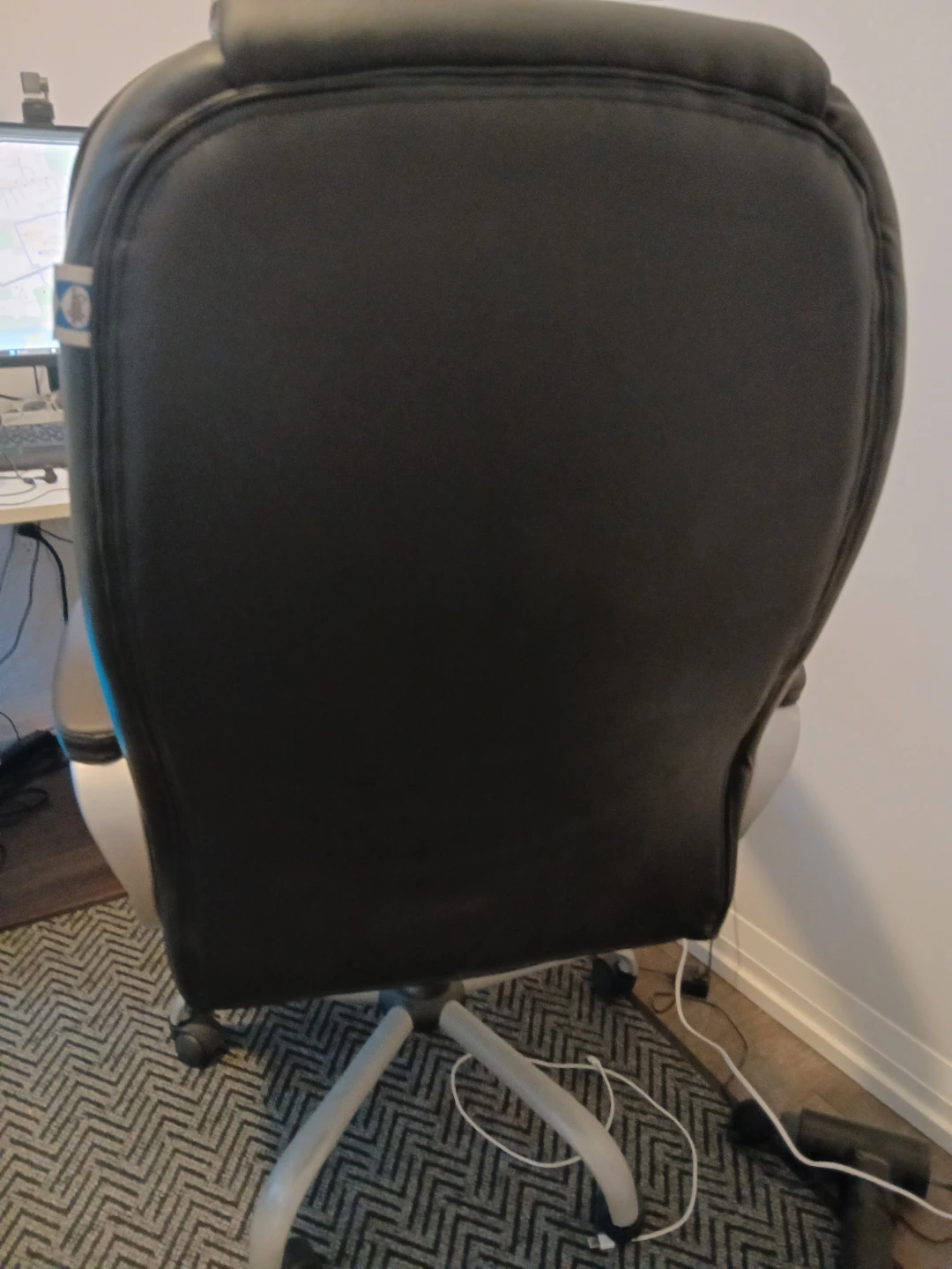Sealy Black Executive Office Chair - photo 2
