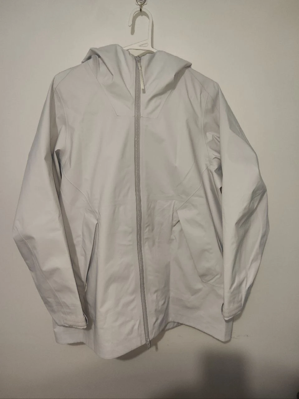 Arc'teryx Veilance Woman's Anelle Coat (Small)