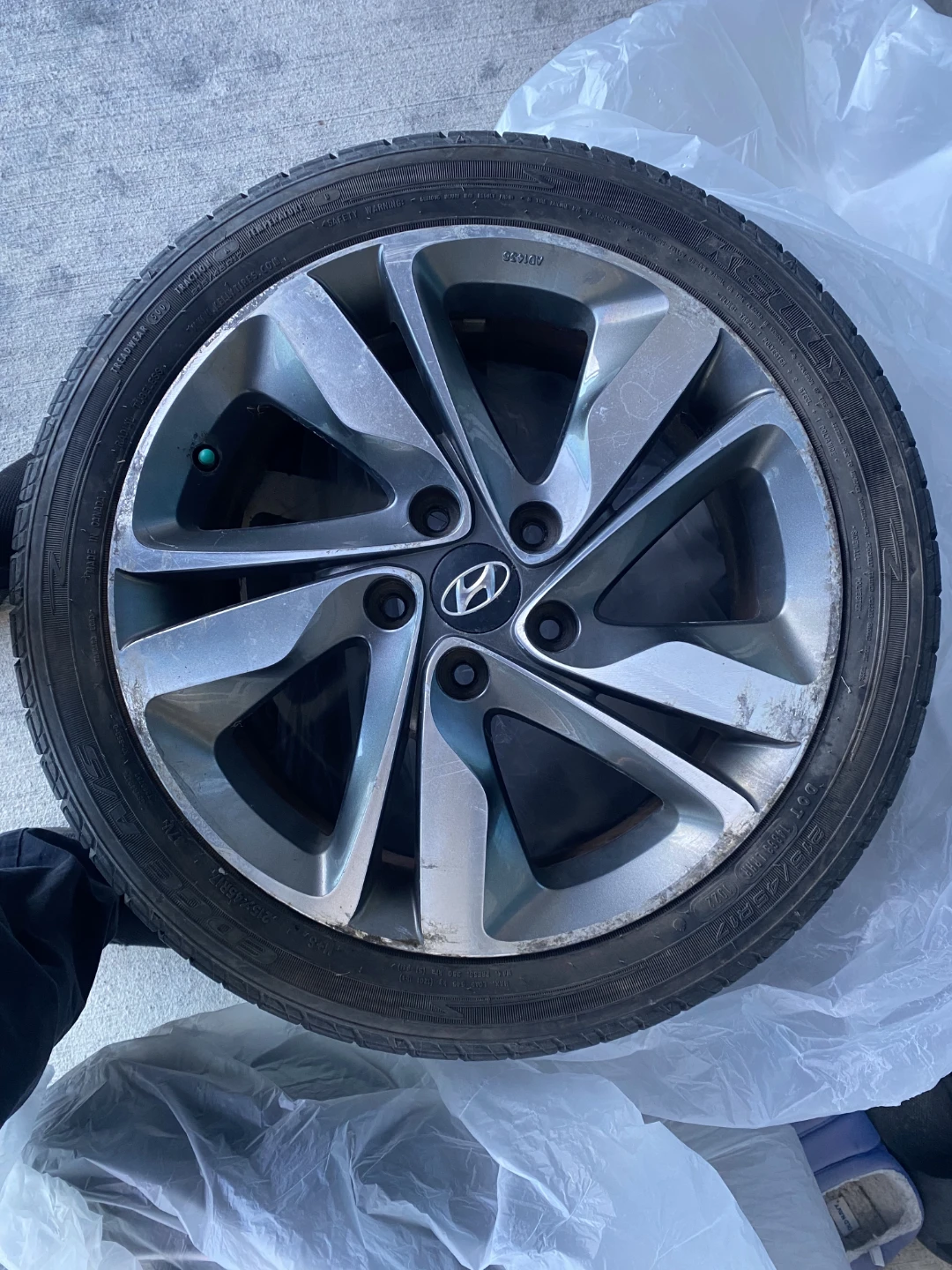 5x114.3 Hyundai Sonata rims with all season tires