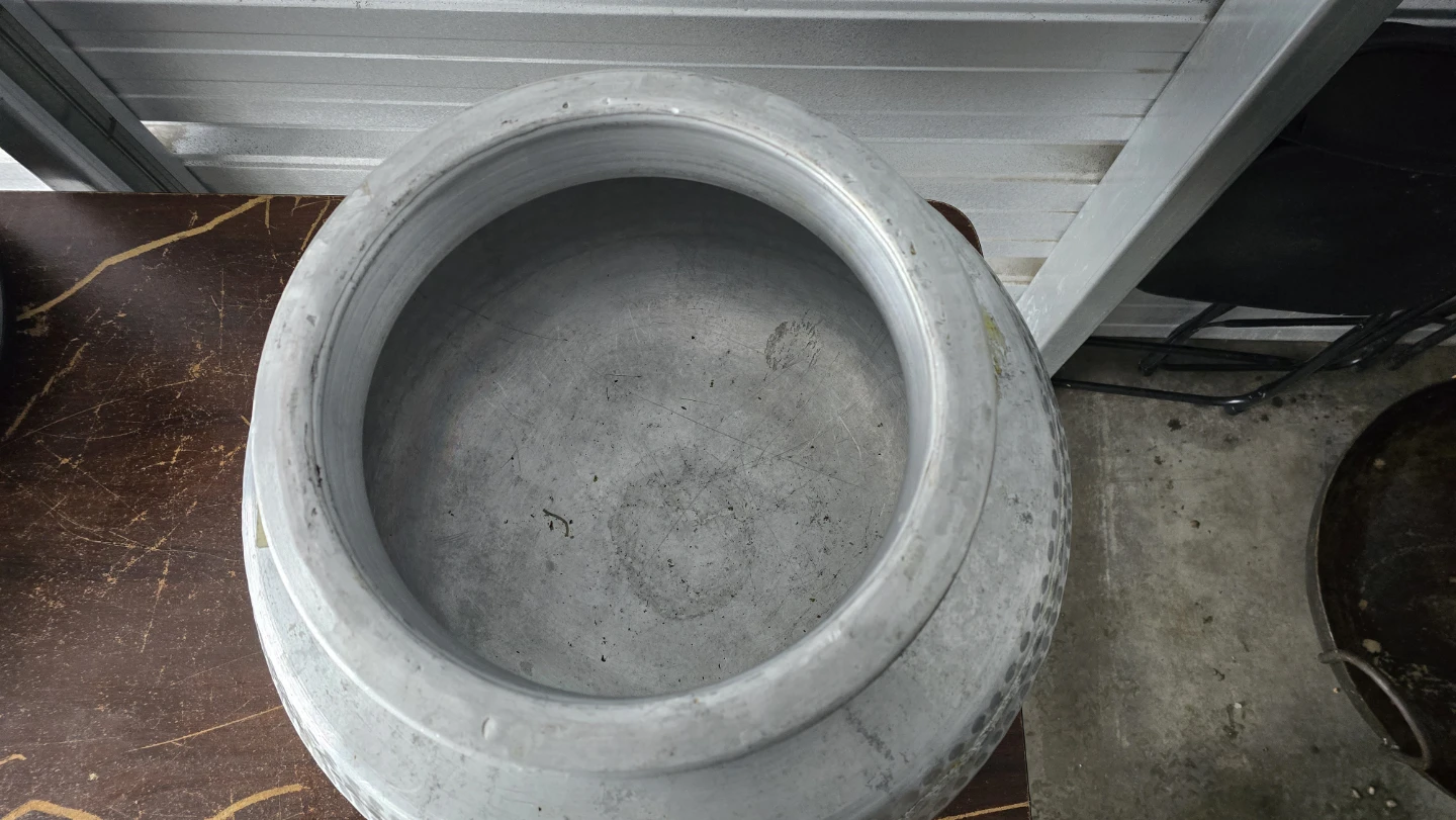 Large Aluminum Pot - photo 3