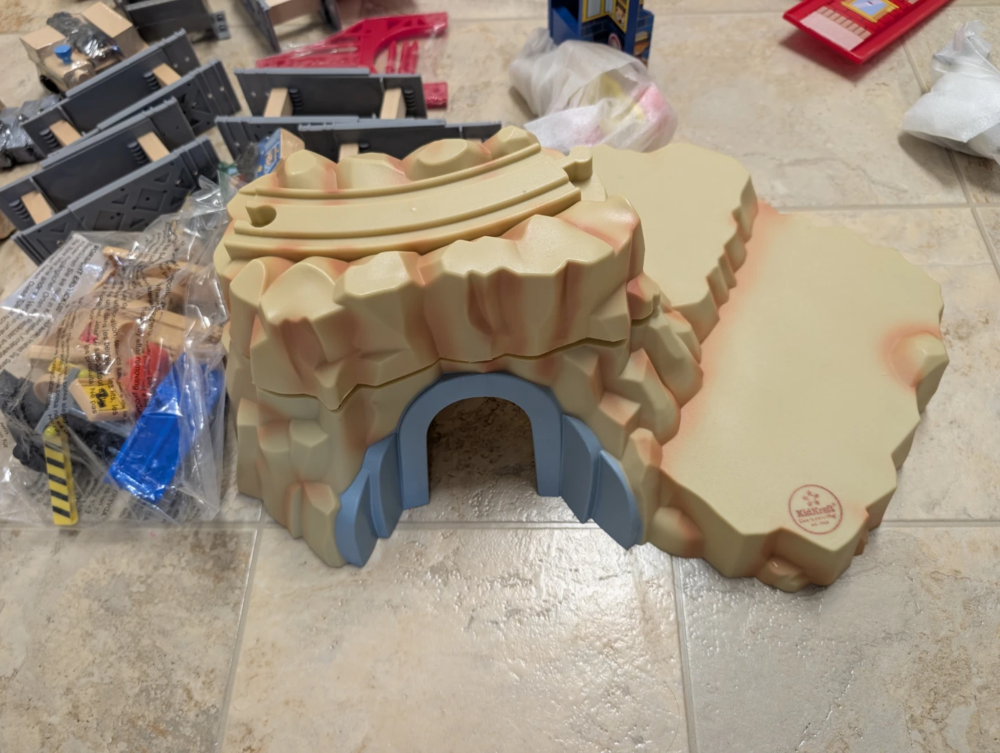KidKraft Metropolis Train Set (tracks and accessories only)