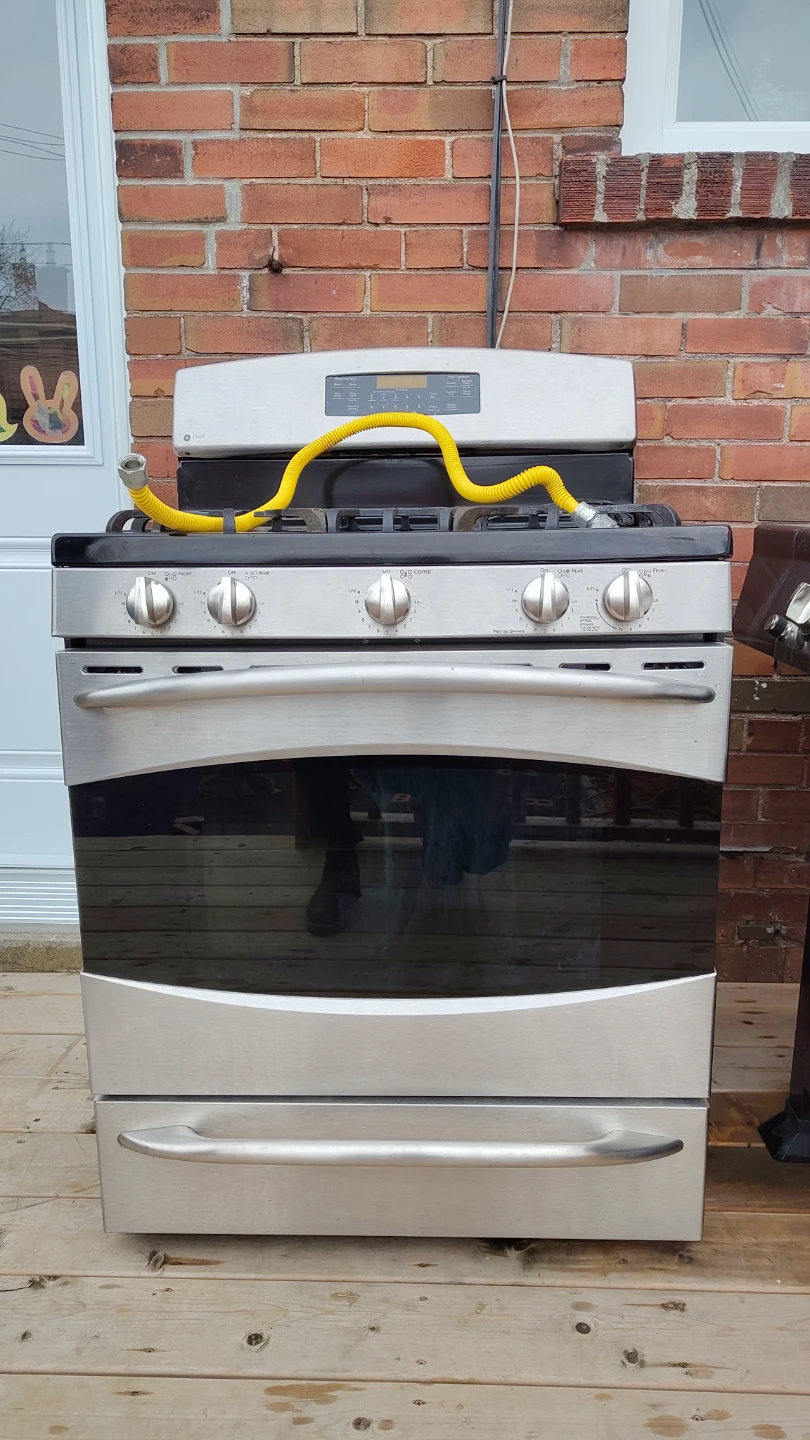 GE Gas Range PGB908SE1SS - photo 3