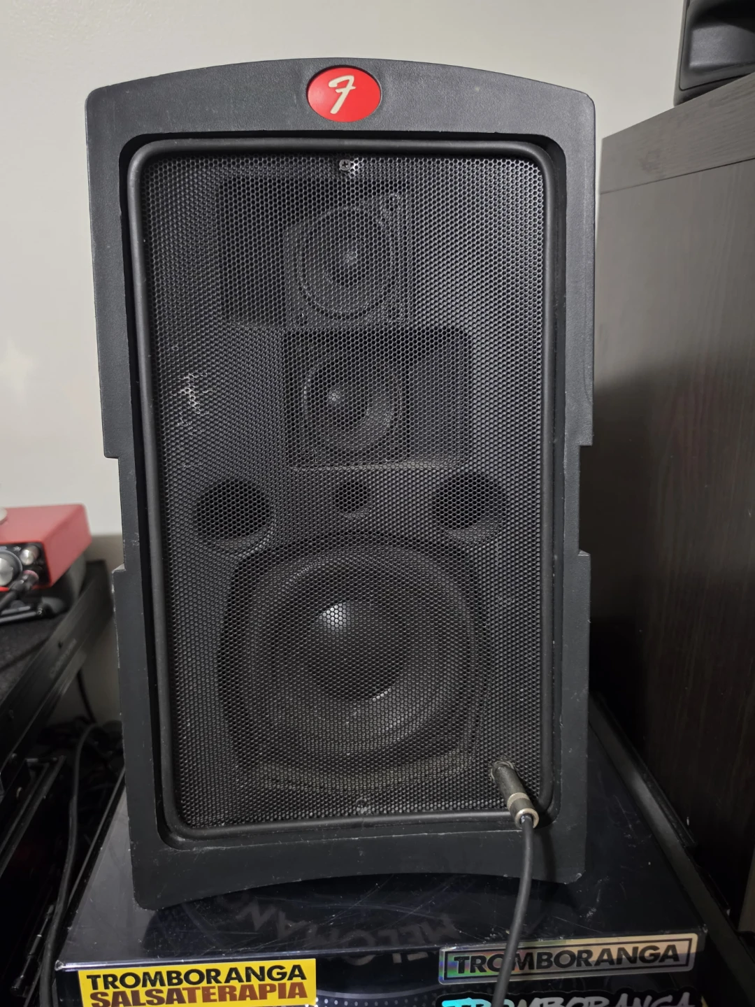 Fender Passport PD-150 Portable Sound System - photo 2