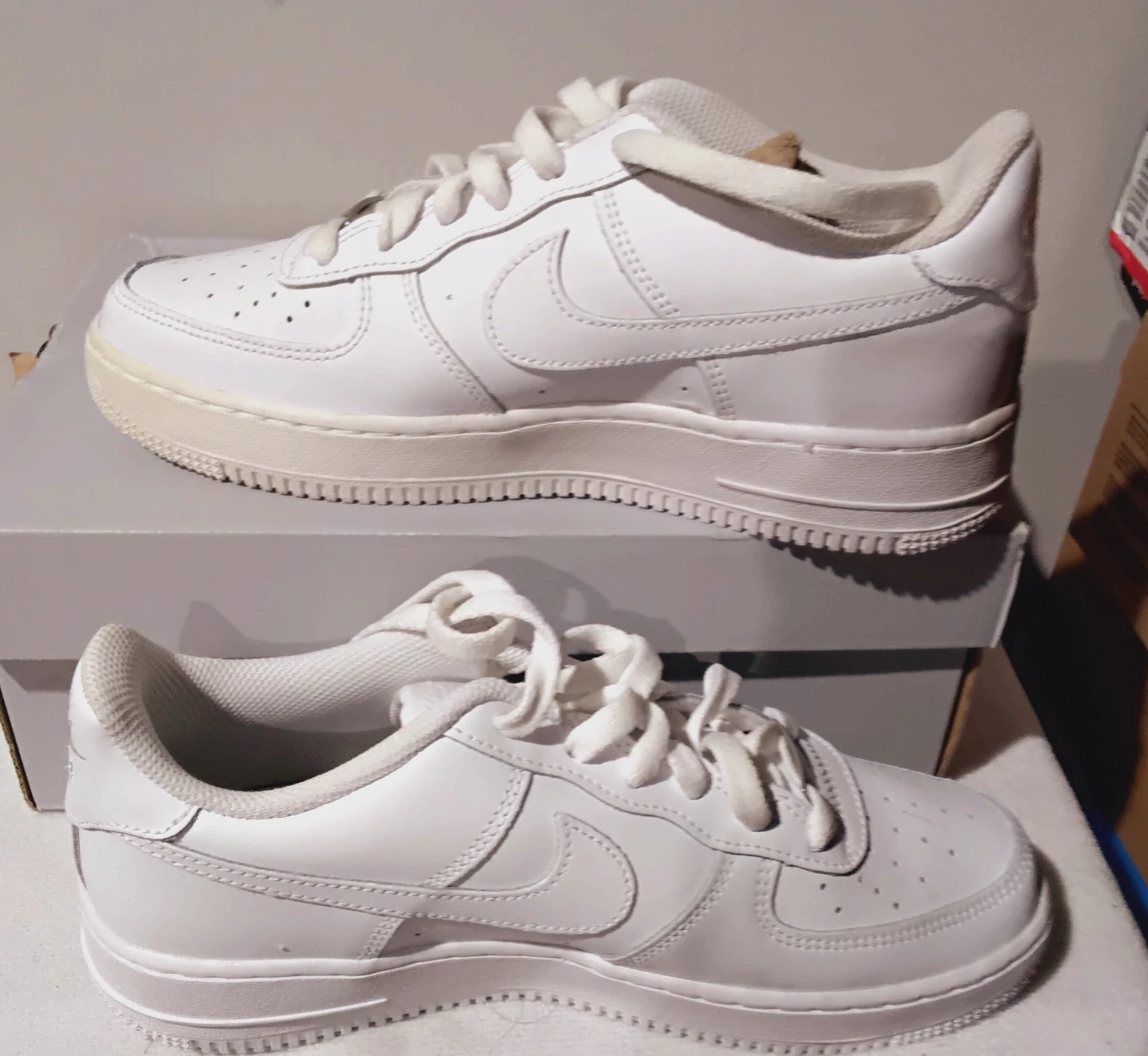 Nike Air Force 1 '07 White Sneakers