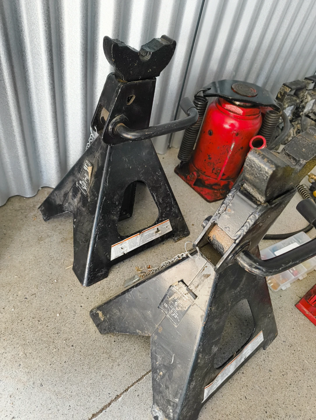 TORIN BLACK JACK 6 Ton Jack Stands (2 Pieces)