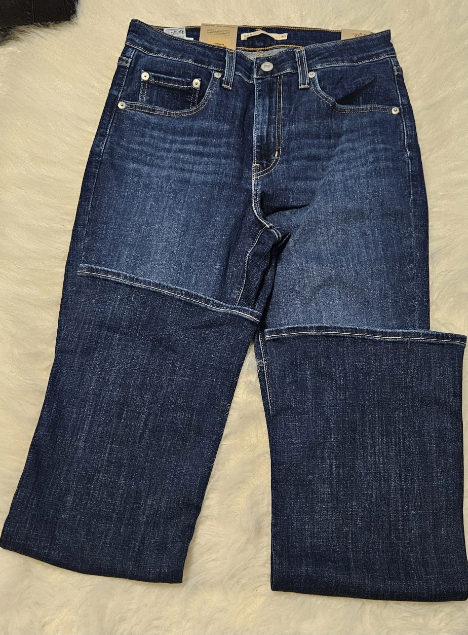 Levi's Women's 725 Bootcut Jeans Size 30x32 - photo 4