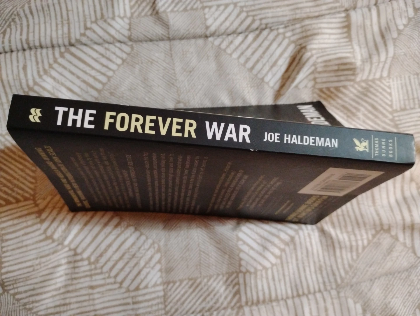 The Forever War by Joe Haldeman Paperback Sci-Fi Book - photo 2