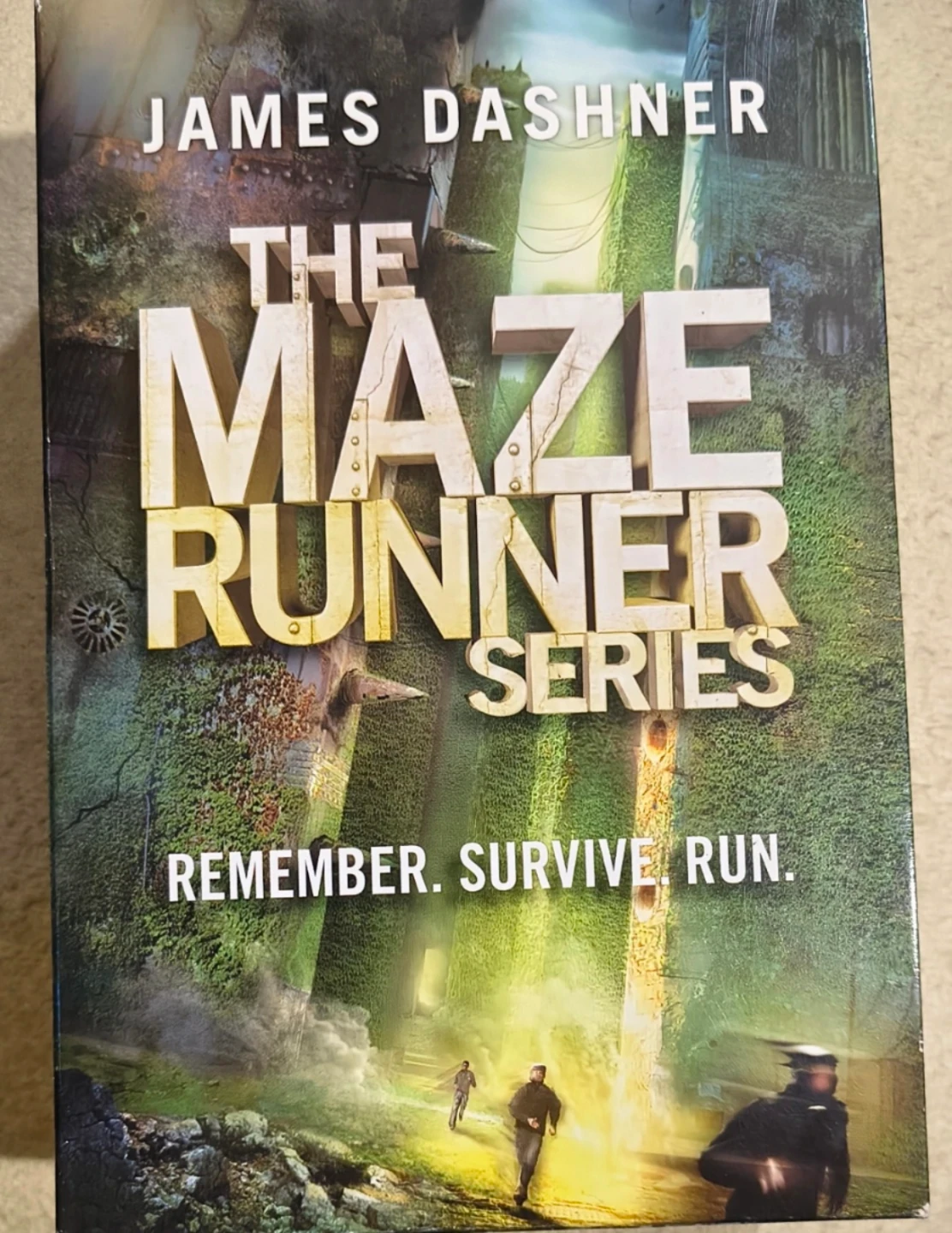 The Maze Runner Series 4-Book Box Set by James Dashner