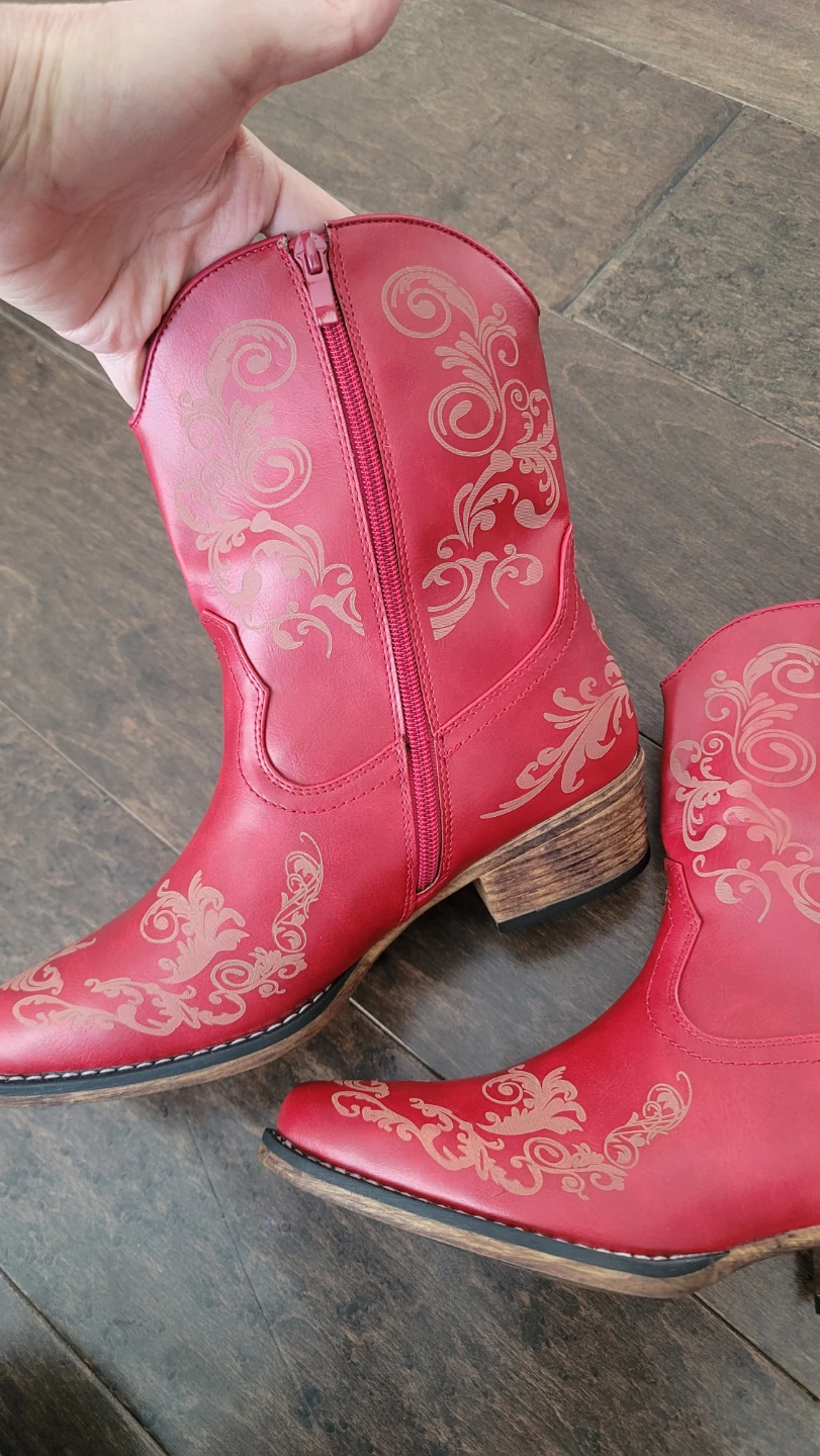 Red Cowboy Boots with Scroll Design (size 8) - photo 5