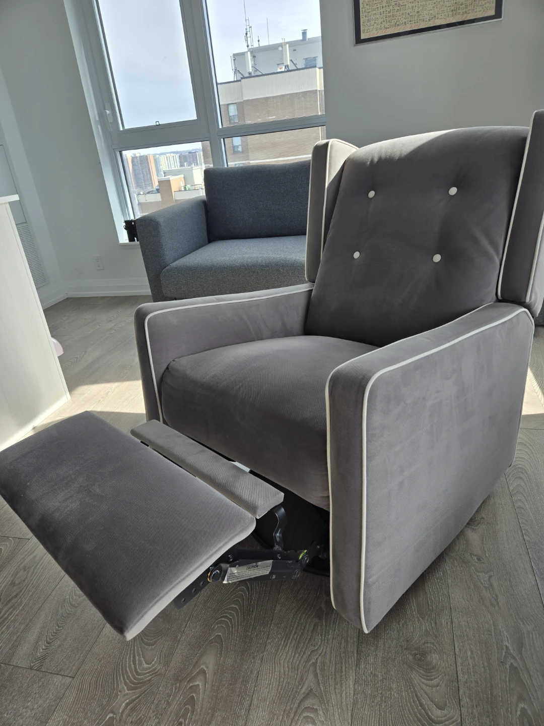Grey Recliner Chair with White Piping - photo 2
