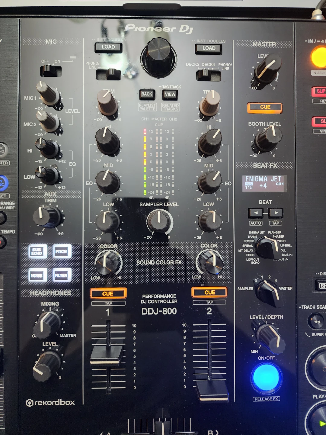 Pioneer DDJ-800 Performance DJ Controller - photo 4