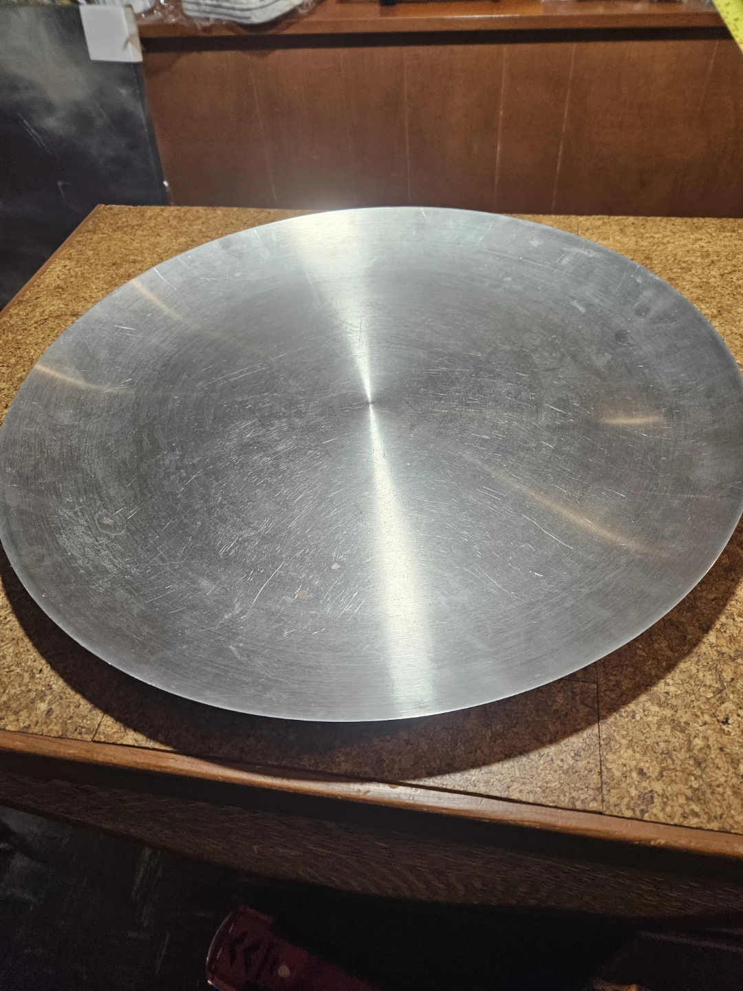 Round Metal Pizza Peel - photo 5