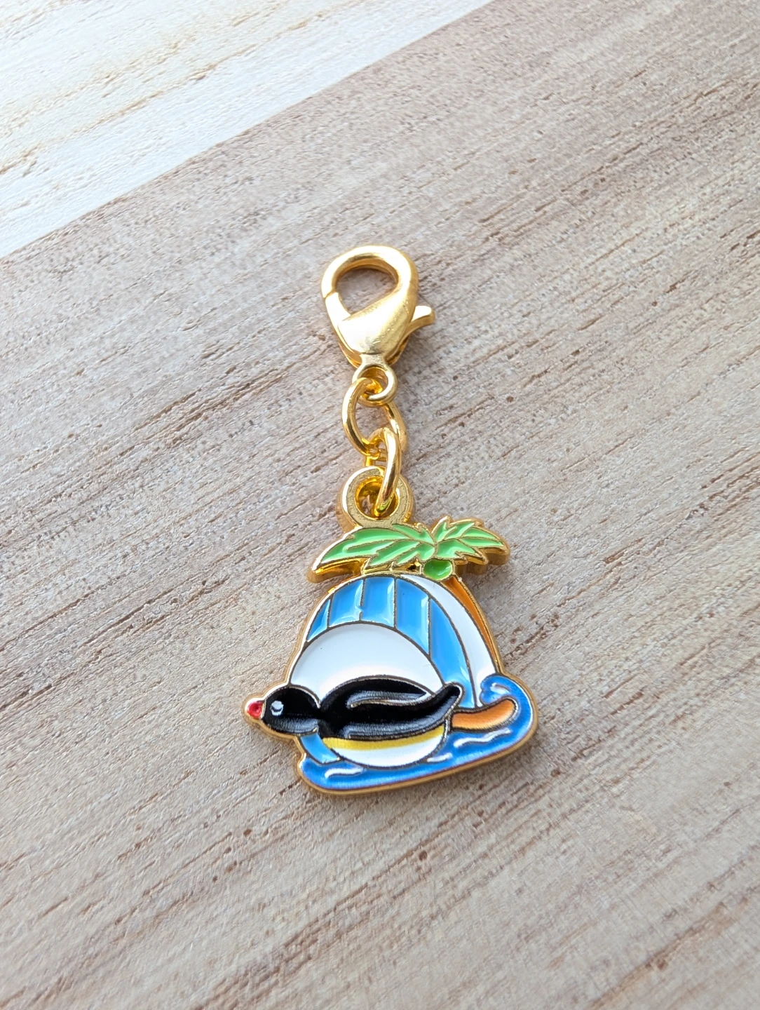 Set of 6 pingu Pinga pendants charms keychains (new) - photo 4