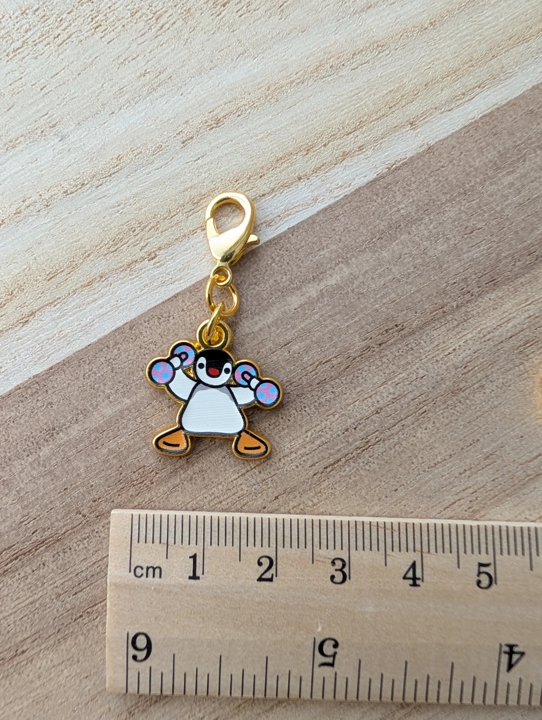 Set of 6 pingu Pinga pendants charms keychains (new) - photo 5