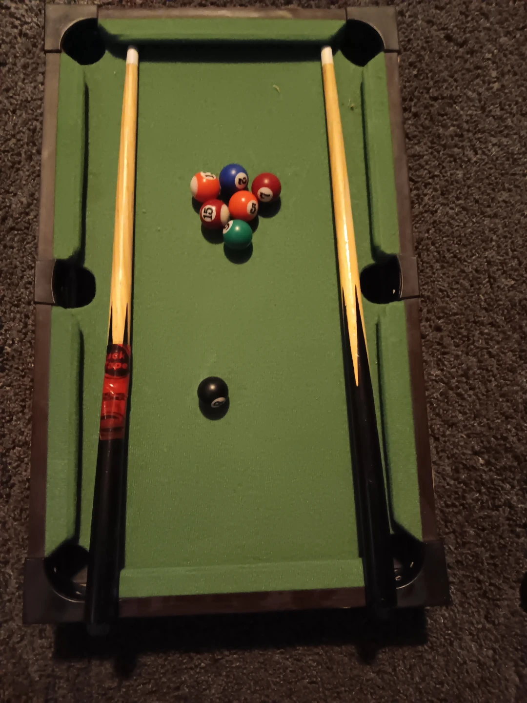 Mini Pool Table