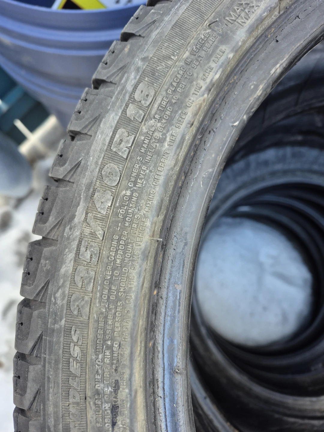 Michelin 4 Winter  Tires 225/65R18 - photo 4