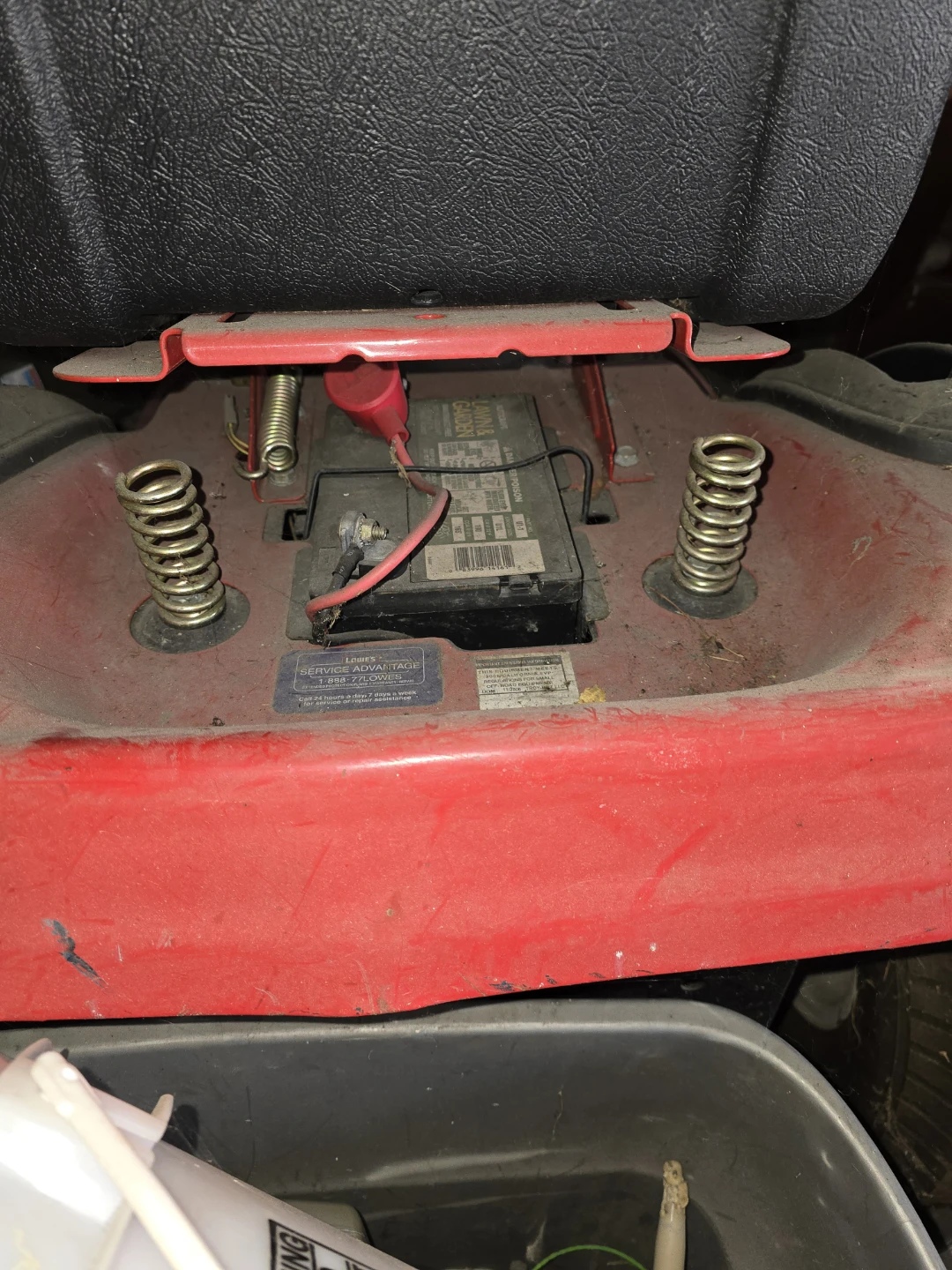 Troy-Bilt 42" Riding Mower - photo 3
