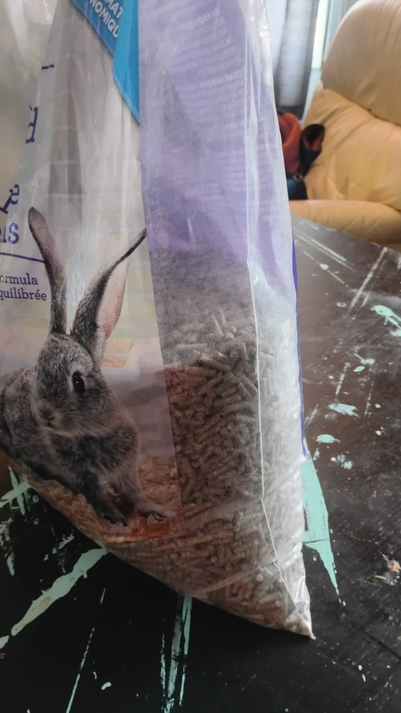 Great Value Rabbit Food huge bag - photo 2