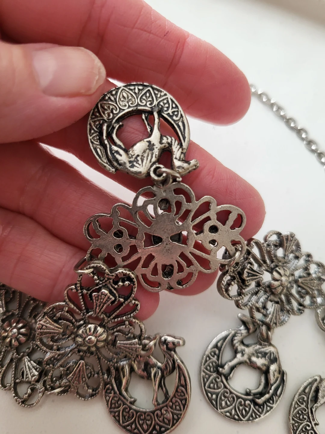 Vintage Silver Tone Camel and Filigree Necklace - photo 4
